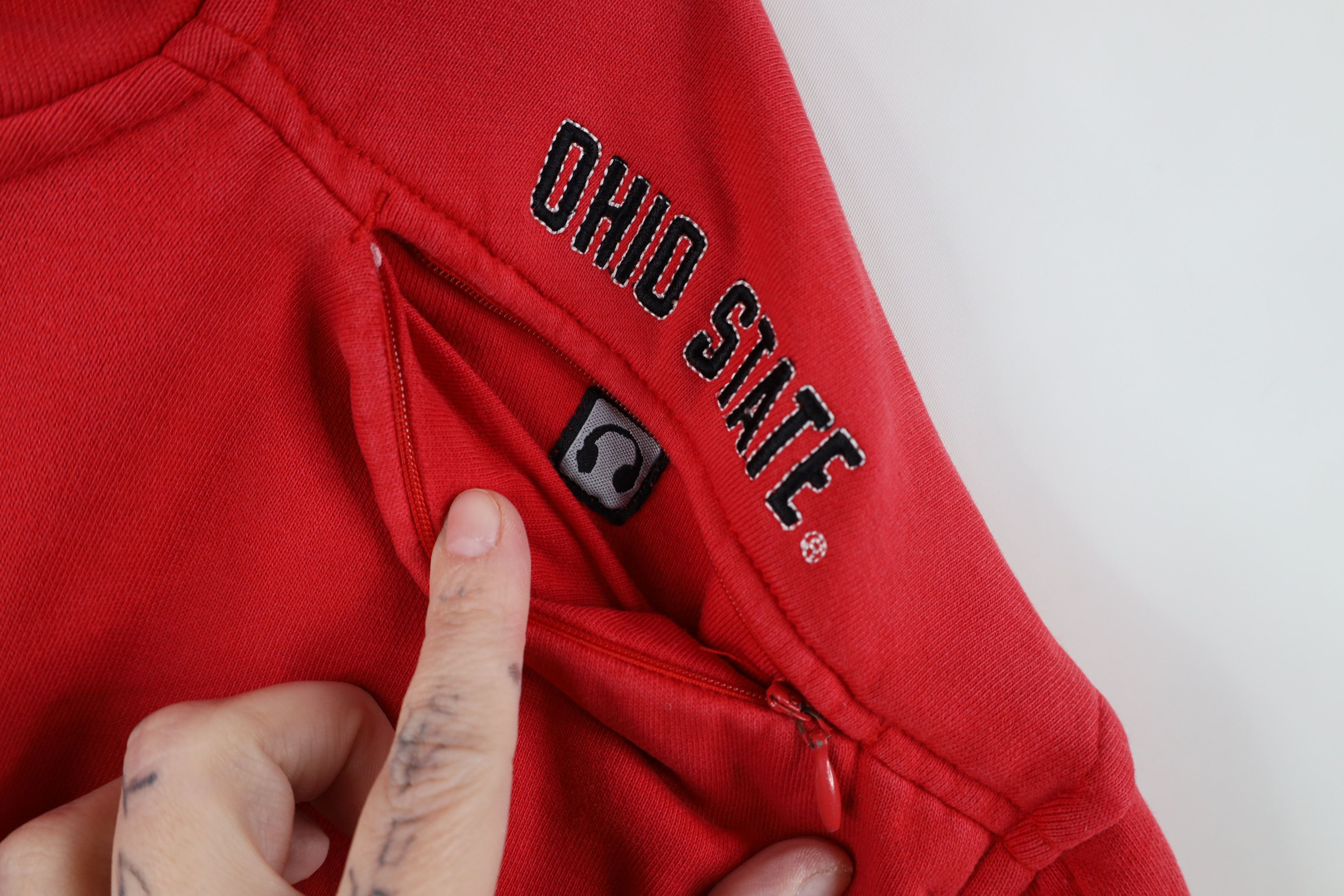 Nike Vintage Nike Center Swoosh Ohio State University Hoodie Red Size US L / EU 52-54 / 3 - 5 Thumbnail