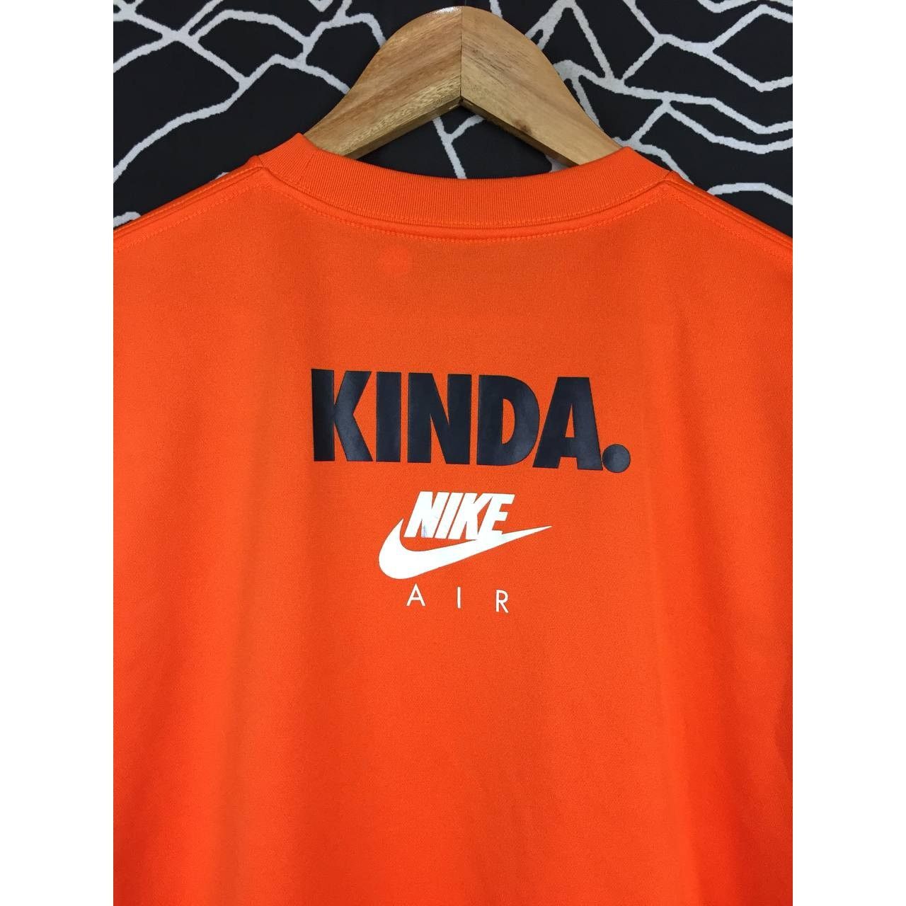 Nike Nike Air Run Around Naked Sportswear Tee Size US L / EU 52-54 / 3 - 2 Thumbnail