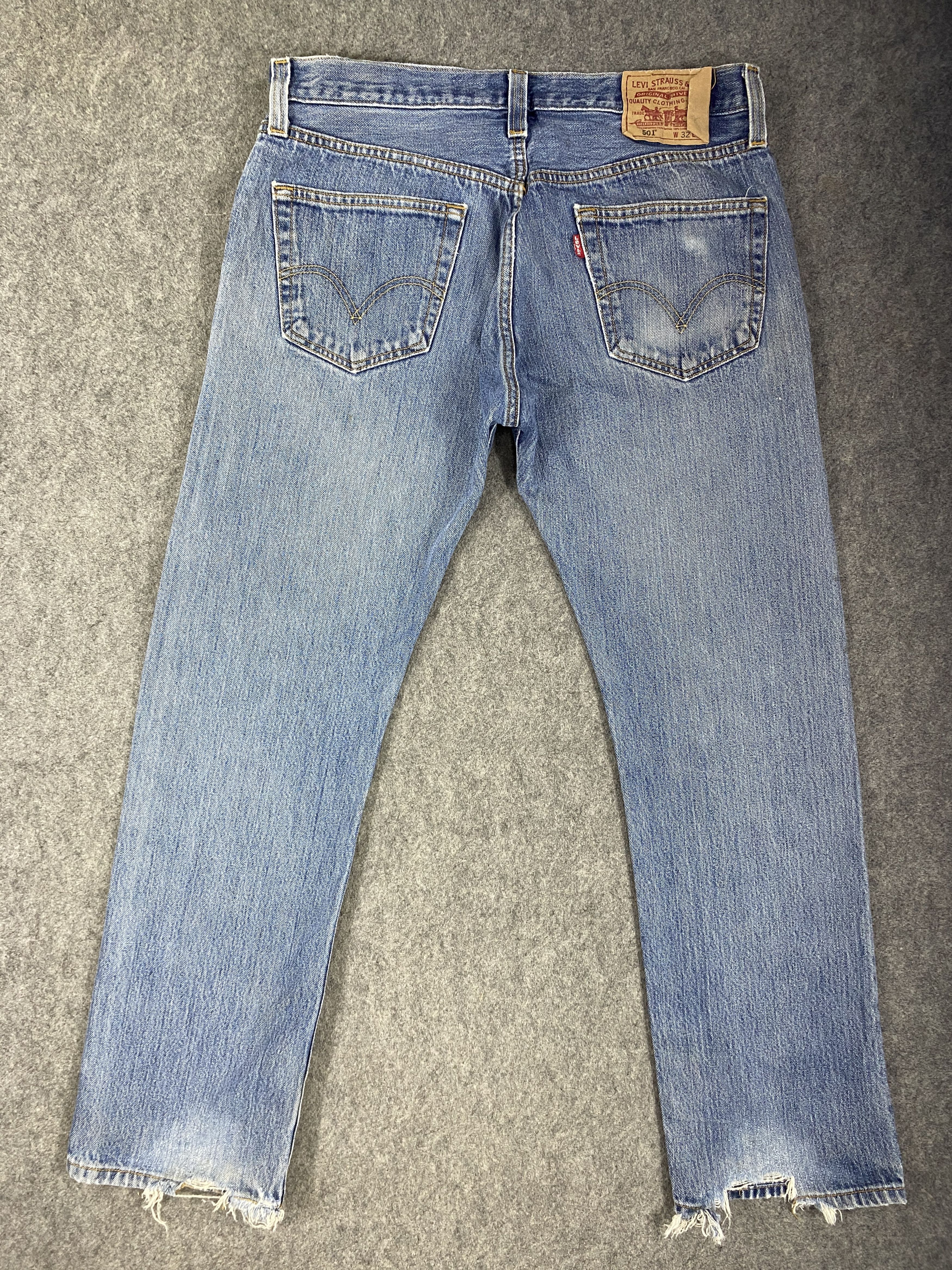 Levi's Distressed Blue Vintage Levi's 501 33x29 Denim -JN2228 Size US 33 - 2 Thumbnail