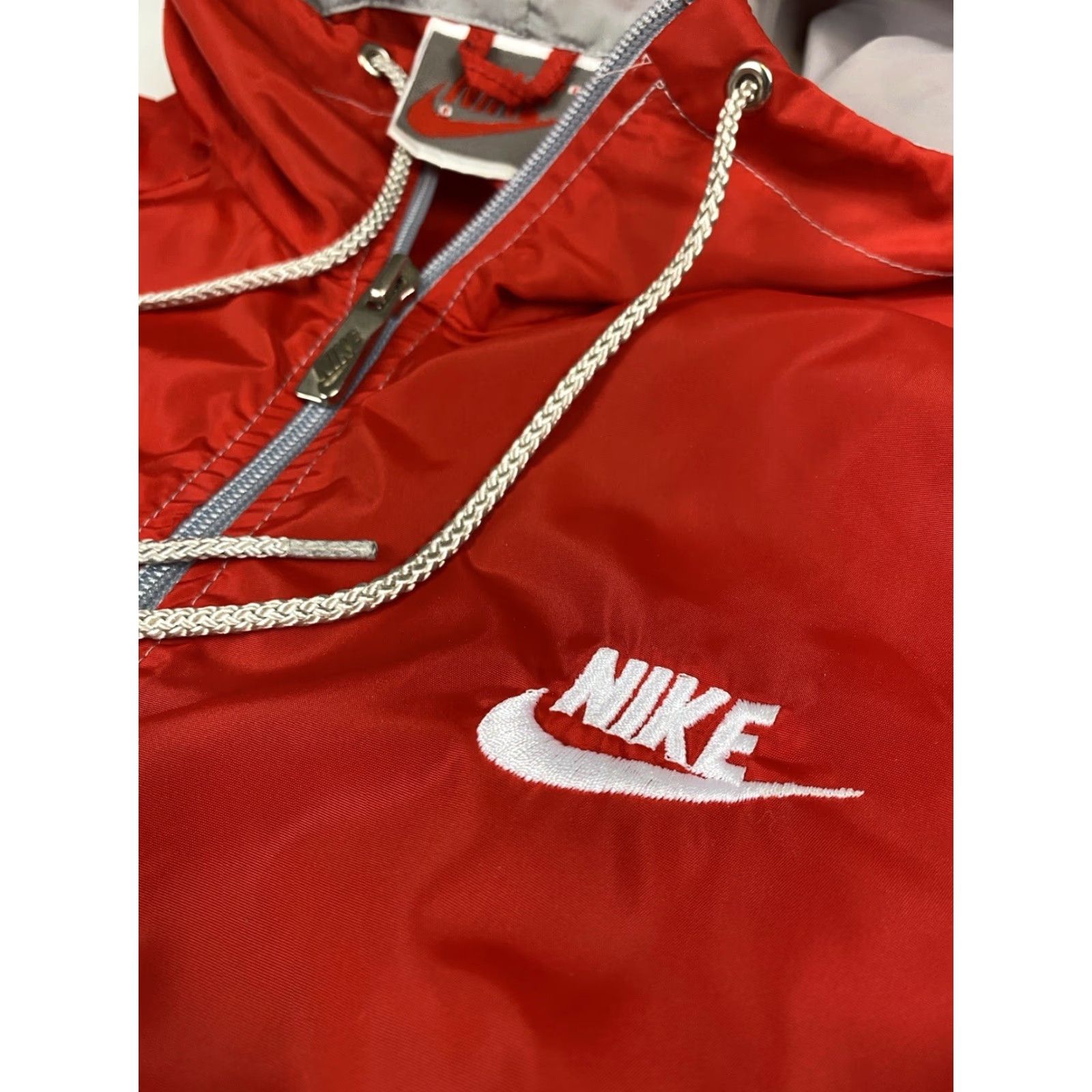 Nike VINTAGE Nike Windbreaker Jacket Hooded Nylon Sz M Gray Red 80s 90s Mens Lightweight Regular Zip Pockets Running Jogging Walking Size US M / EU 48-50 / 2 - 6 Thumbnail