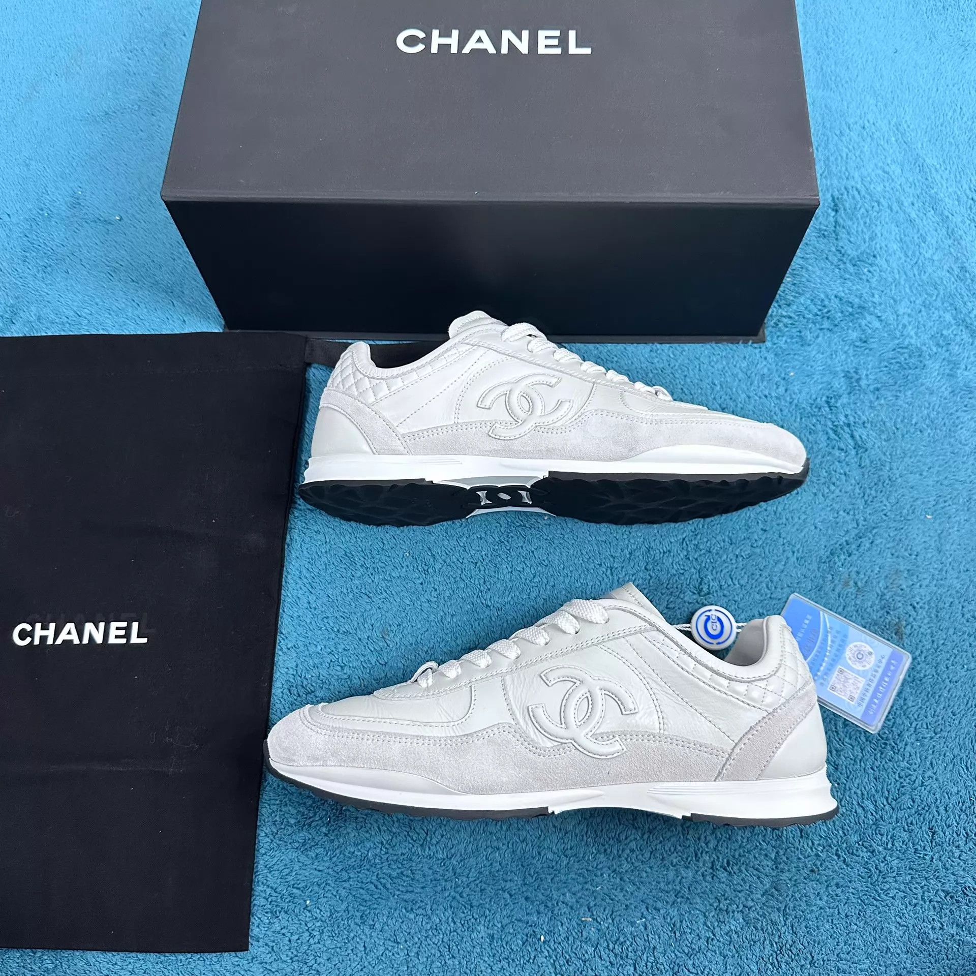 Chanel Chanel 25P Calfskin Suede Flat Lace-Up Sneaker White 37 Size US 6.5 / IT 36.5 - 2 Thumbnail