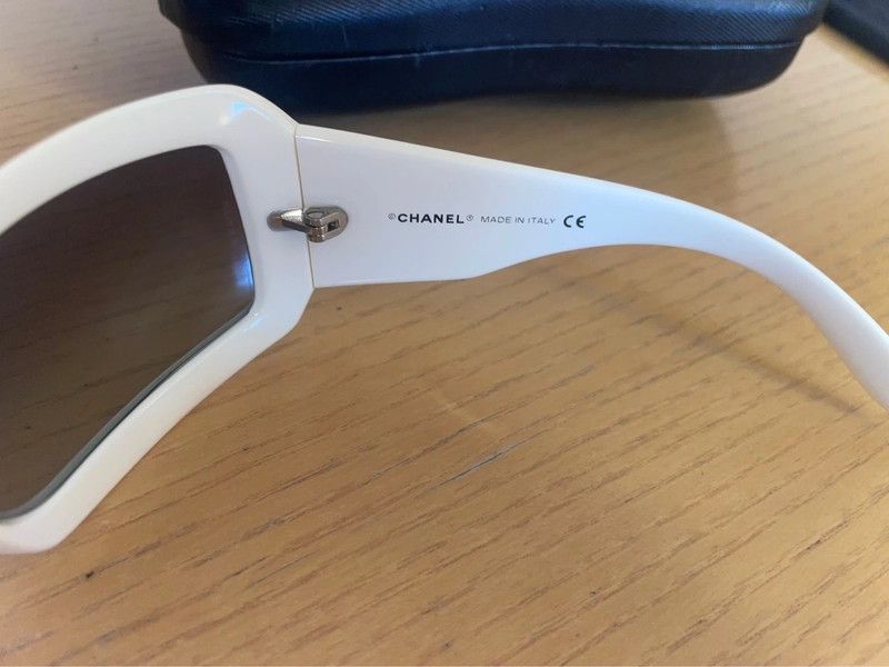 Chanel CHANEL SUNGLASSES 5076-H LOGO MOTHER OF PEARL ICONIC A0225 Size ONE SIZE - 4 Thumbnail