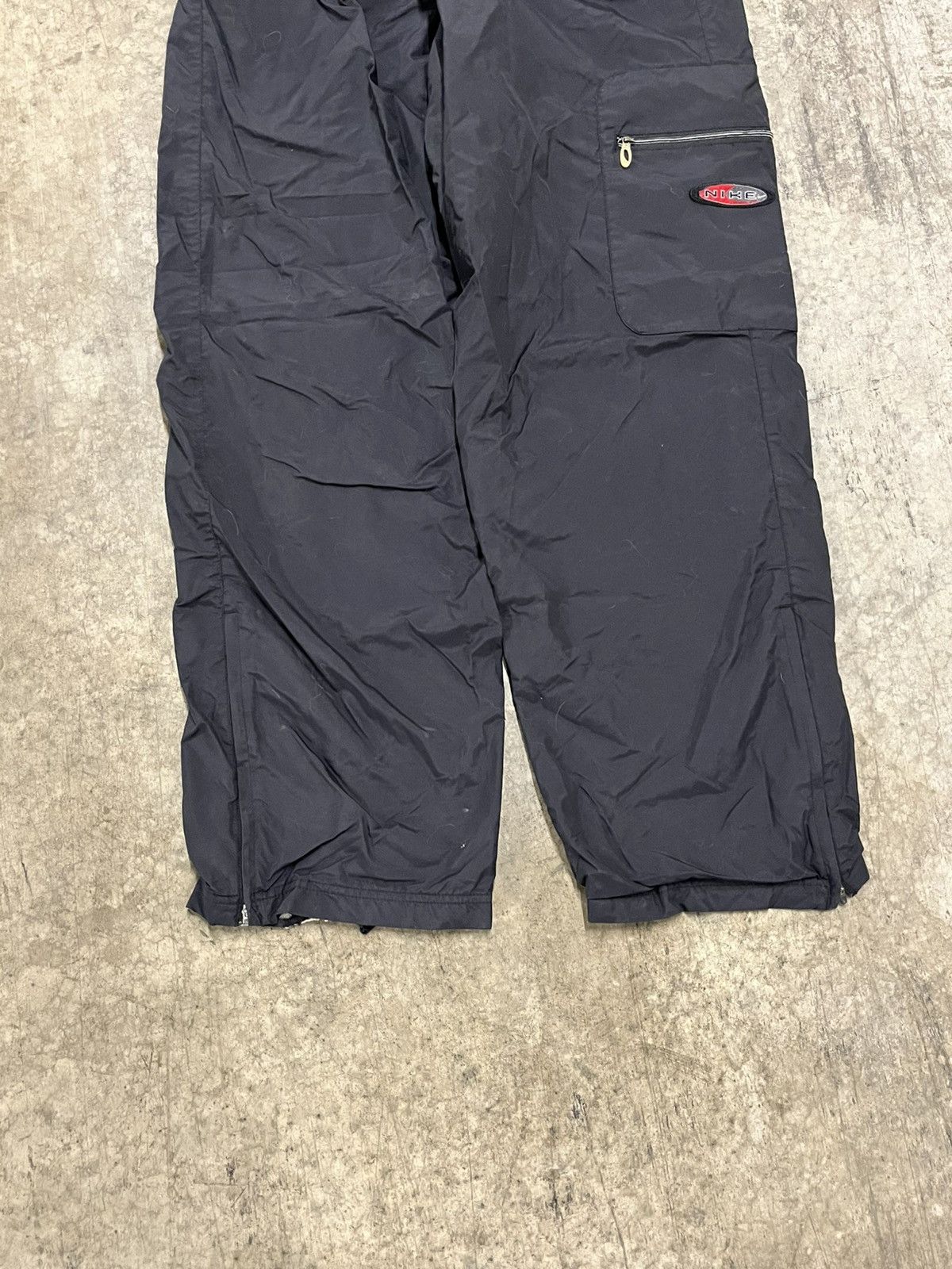 Vintage Nike track pants y2k baggy fit wide leg rare hype sporty Size US 30 / EU 46 - 3 Thumbnail