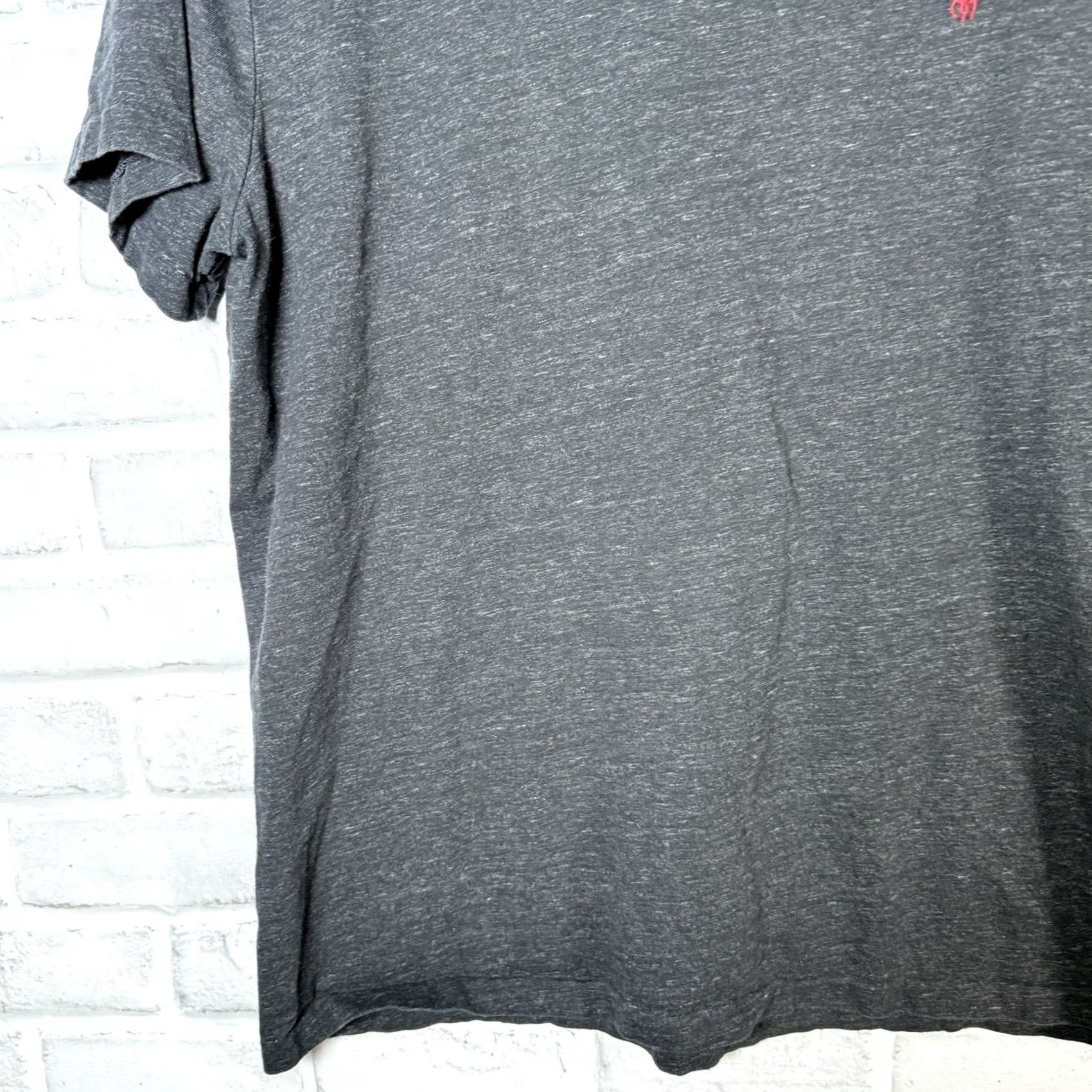 Polo Ralph Lauren Polo Ralph Lauren Tee Shirt V-Neck Mens M 100% Cotton Gray Polo Ralph Lauren Casual V-Neck Tee Mens Size M Size US M / EU 48-50 / 2 - 3 Thumbnail