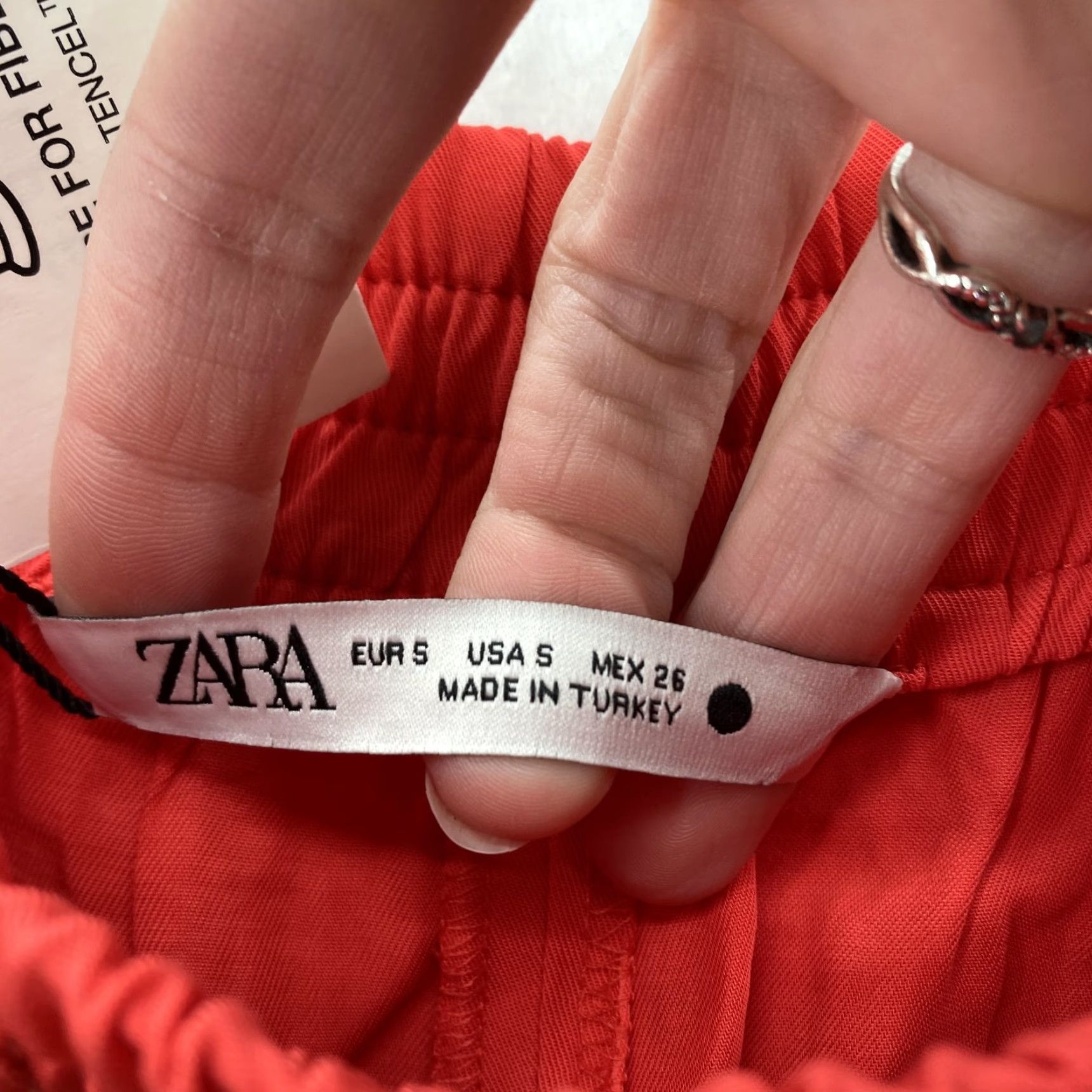 Zara ZARA Pants Womens Small Red Wide-Leg Elastic Waist Tencel Lyocell Pockets Dress Pants Mens? Womens Size 28" / US 6 / IT 42 - 6 Thumbnail