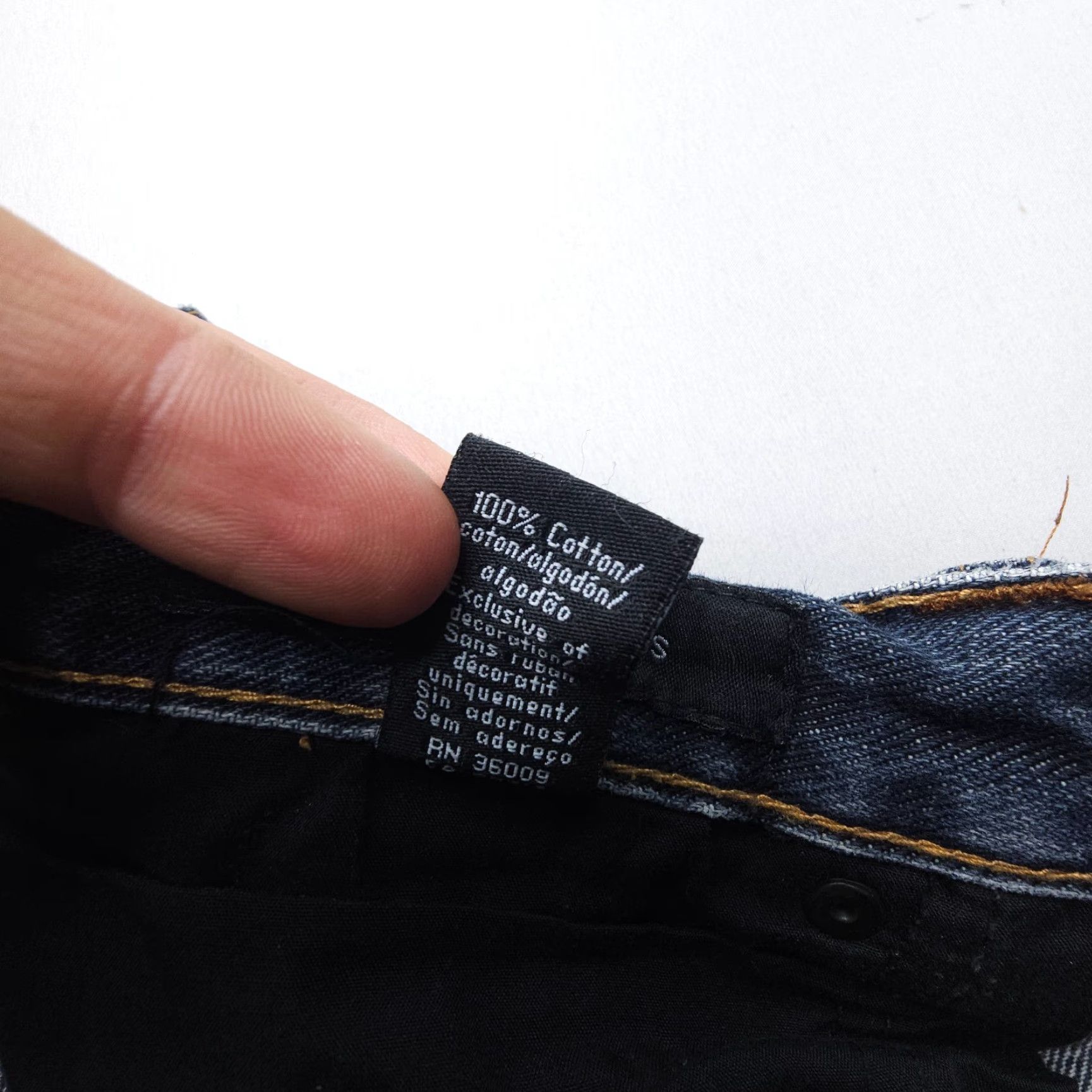 Calvin Klein VINTAGE Calvin Klein Slouchy Jeans Mens 40 x 31" Dark Distressed Worn-in Baggy Denim Jeans 90s American Size US 40 / EU 56 - 4 Thumbnail