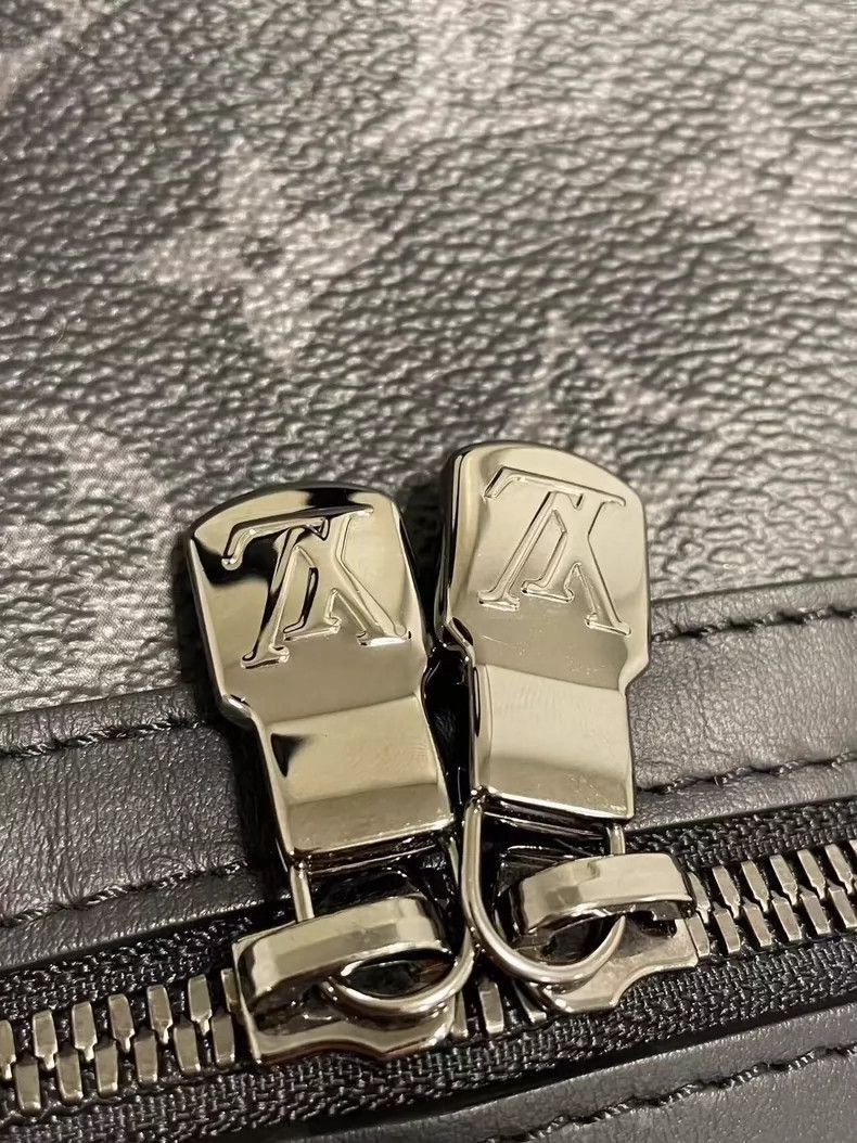 Louis Vuitton Louis Vuitton Monogram Eclipse Backpack-2506 Size ONE SIZE - 8 Thumbnail