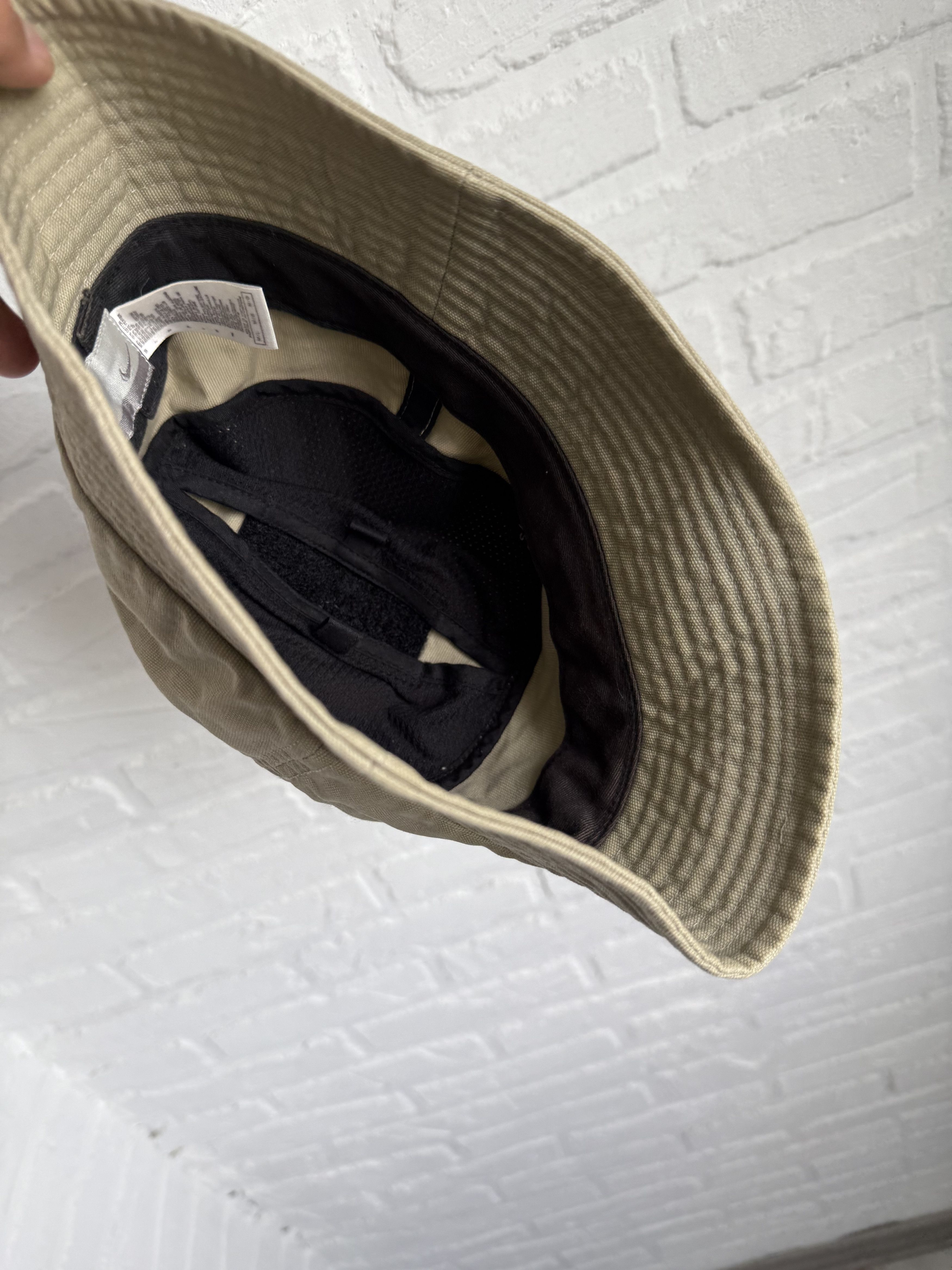 Nike RARE Vintage Nike bucket hat hidden pocket Size ONE SIZE - 5 Thumbnail