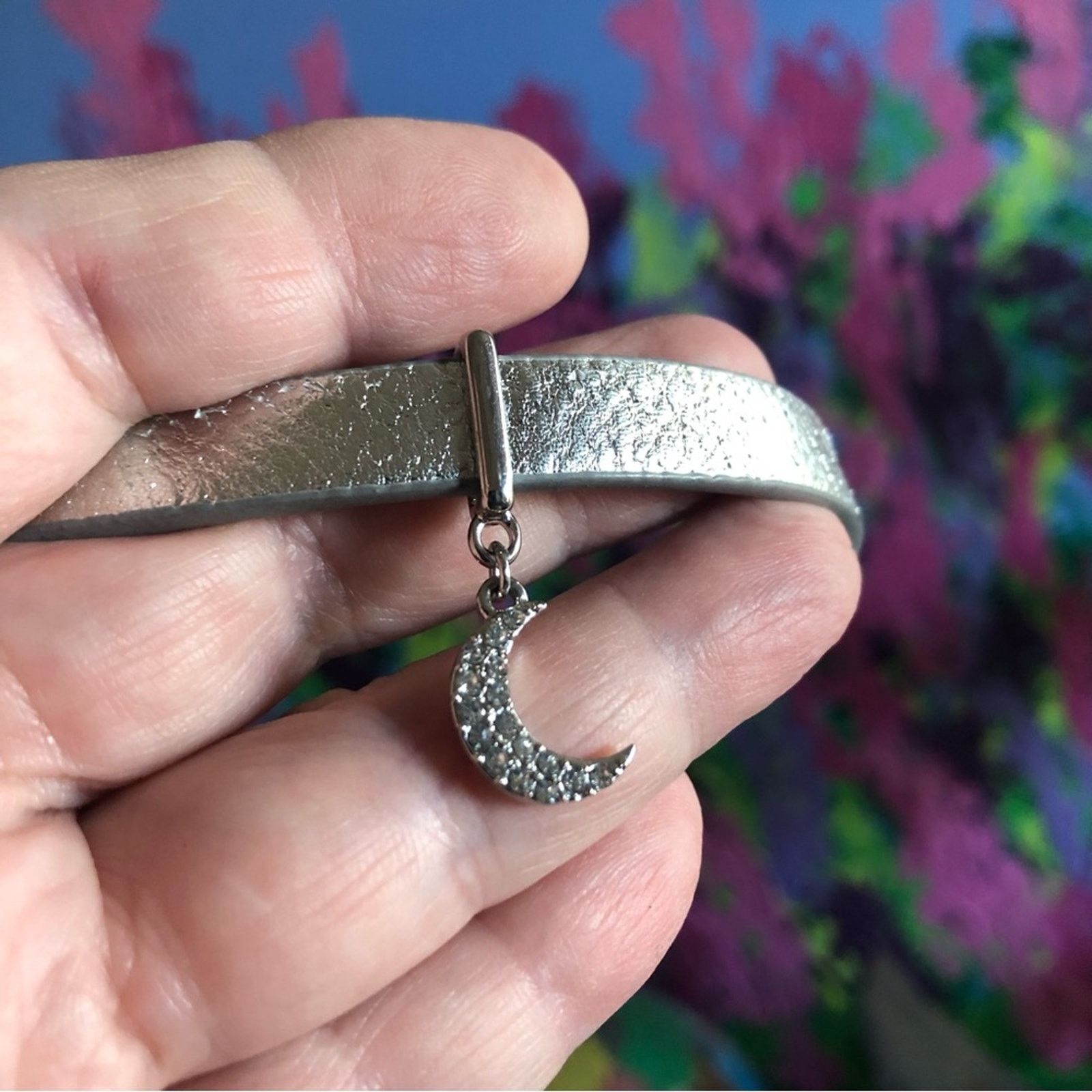 Jewelry Jessica Simpson silver leather sparkle moon choker necklace Size ONE SIZE - 8 Thumbnail