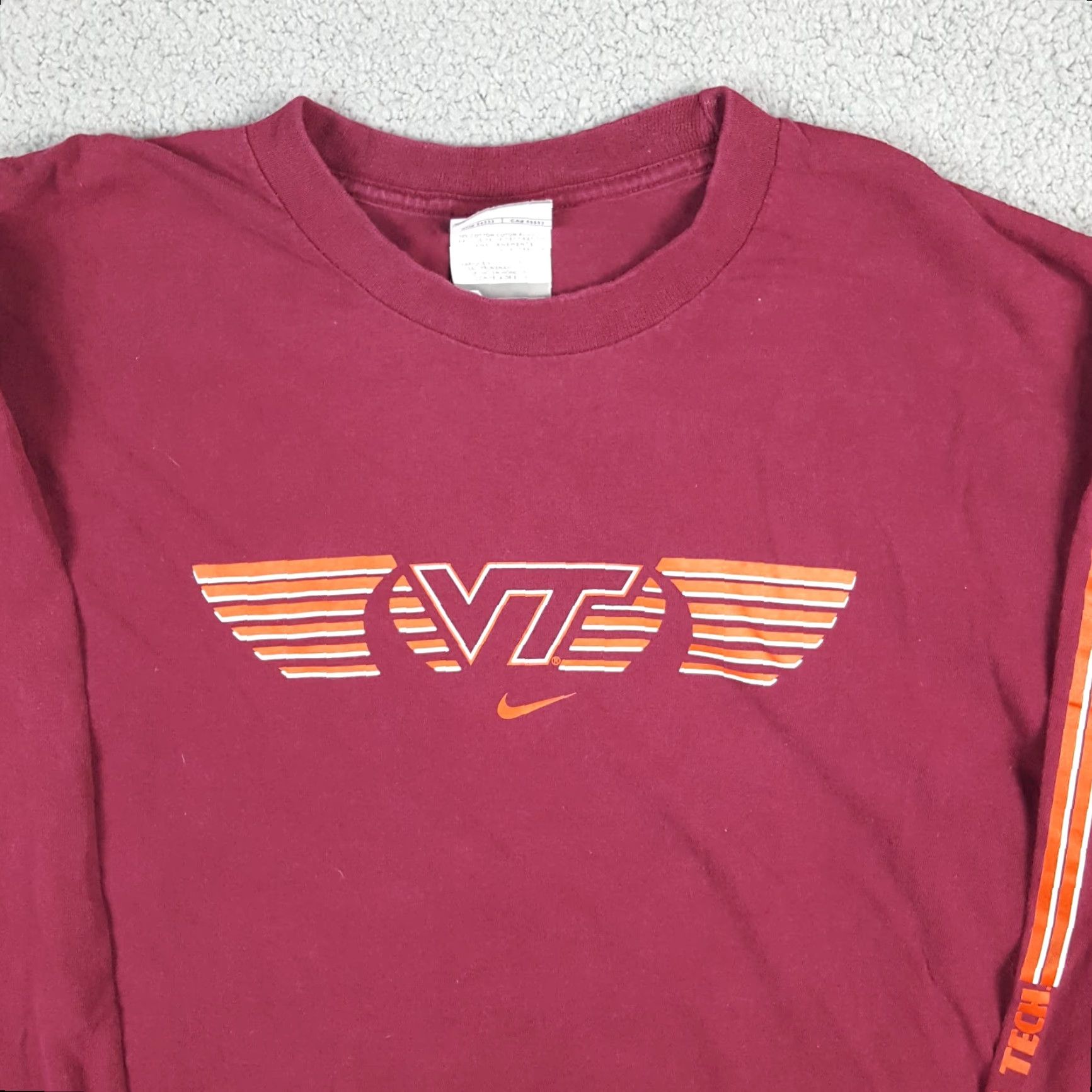 Nike Vintage Nike Virginia Tech Hokies Long Sleeve T-Shirt Men XL Red College NCAA 90s Y2K Football Sports Size US XL / EU 56 / 4 - 2 Thumbnail