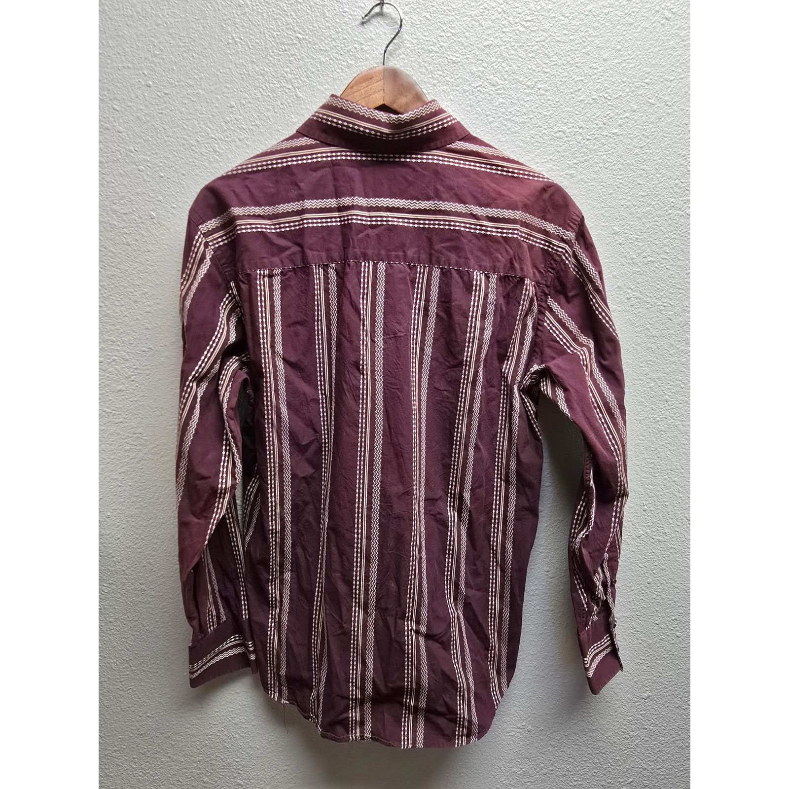 Van Heusen Van Heusen Mens M15-15.5 Burgundy Striped Long Sleeve Shirt Size US M / EU 48-50 / 2 - 5 Thumbnail