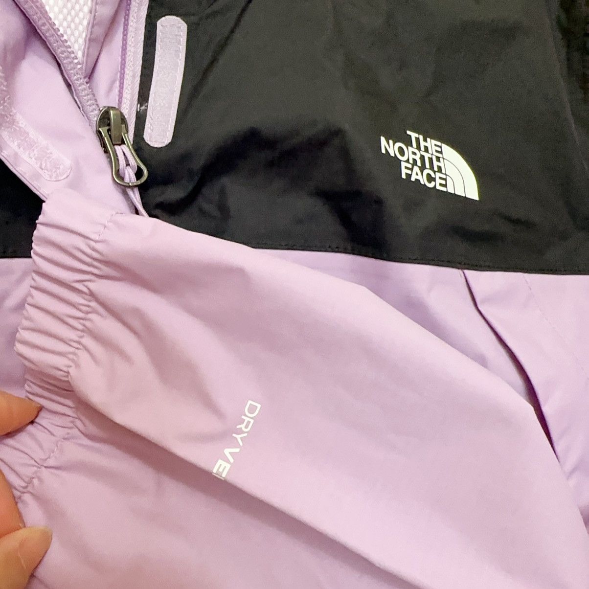 The North Face NWT The North Face Antora Jacket Women's Purple size XXL Size XXL / US 16-18 / IT 52-54 - 6 Thumbnail