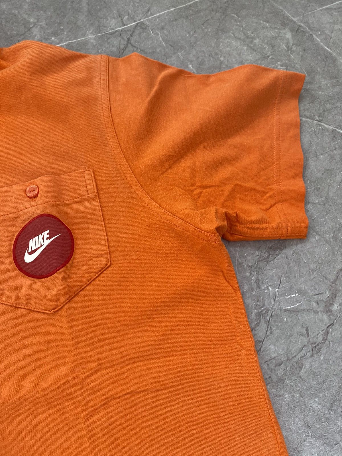 Nike Vintage Y2K Nike Big Logo “ESCAPE THE CITY” Orange Polo Size US L / EU 52-54 / 3 - 18 Thumbnail