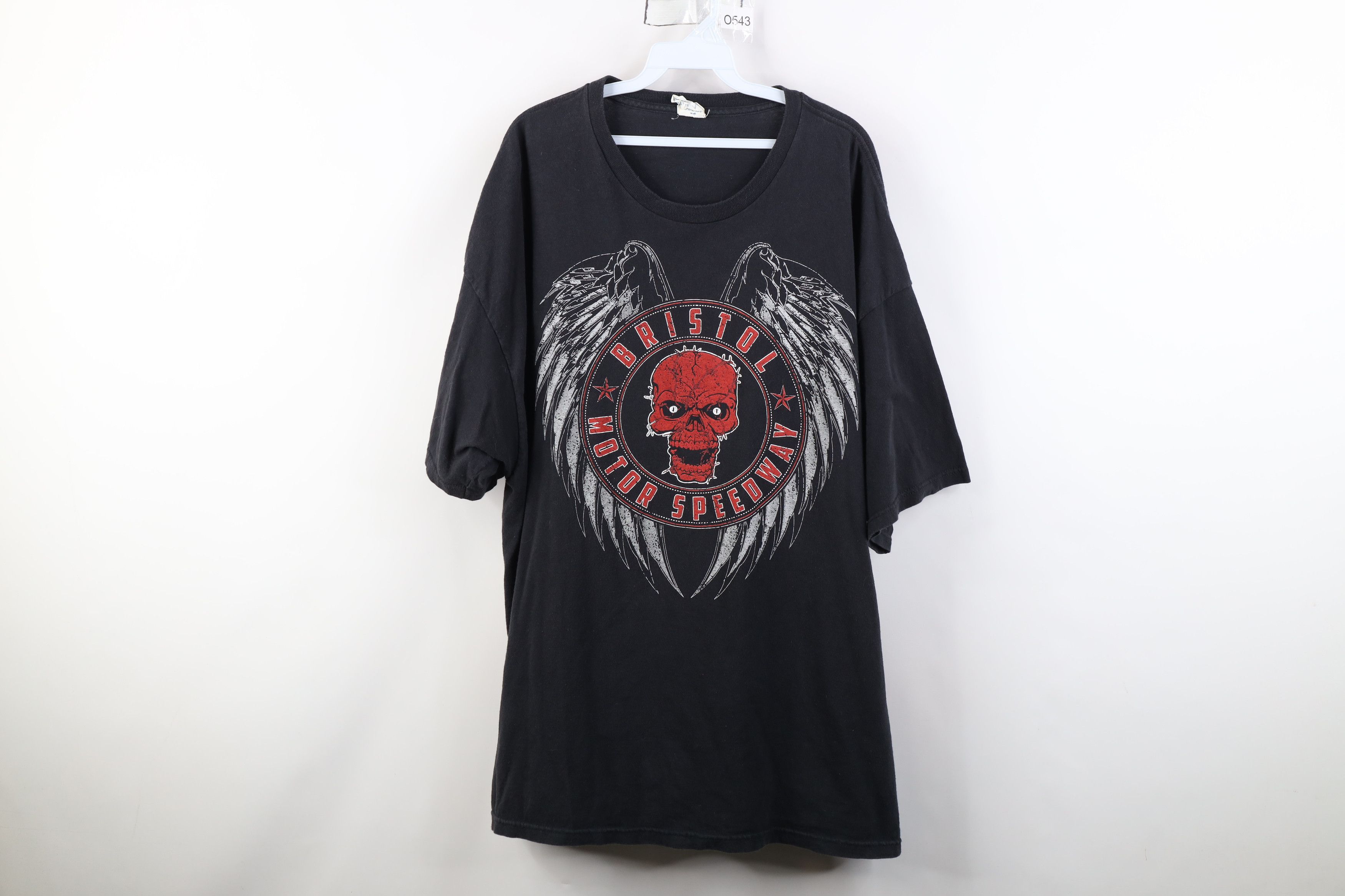 Vintage Vintage Y2K Valley Bristol Motor Skull Wings T-Shirt Size US XXL / EU 58 / 5 - 1 Thumbnail