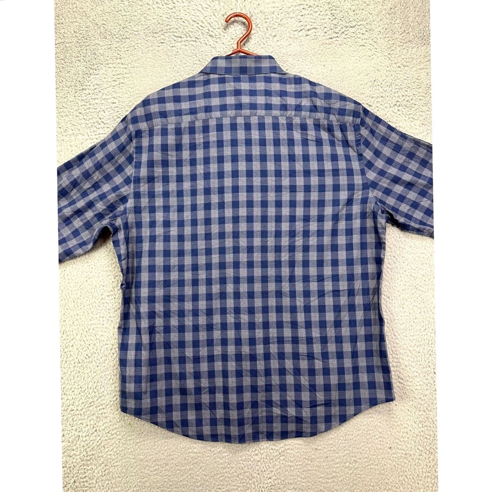 BUGATCHI Bugatchi Uomo Shirt Adult 2XL Blue Plaid Button-Down Cotton Mens Shirt 2XL Blue Gray Plaid Shaped Fit Button Down Mens Size US XXL / EU 58 / 5 - 2 Thumbnail