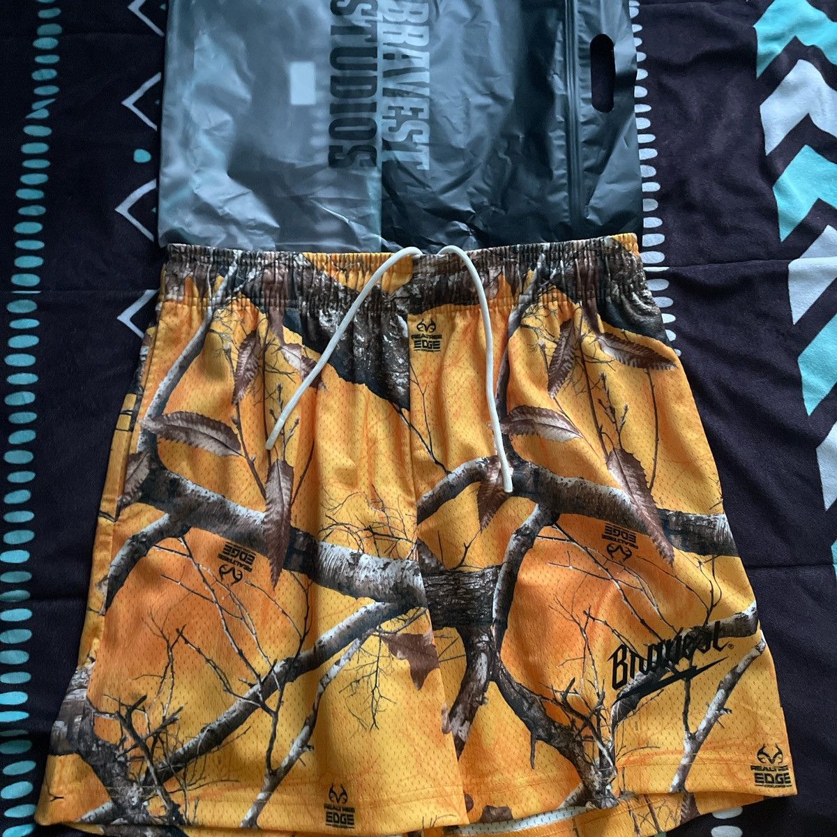 Bravest Studios Bravest Studios Orange Tree Camo Size US 34 / EU 50 - 2 Thumbnail