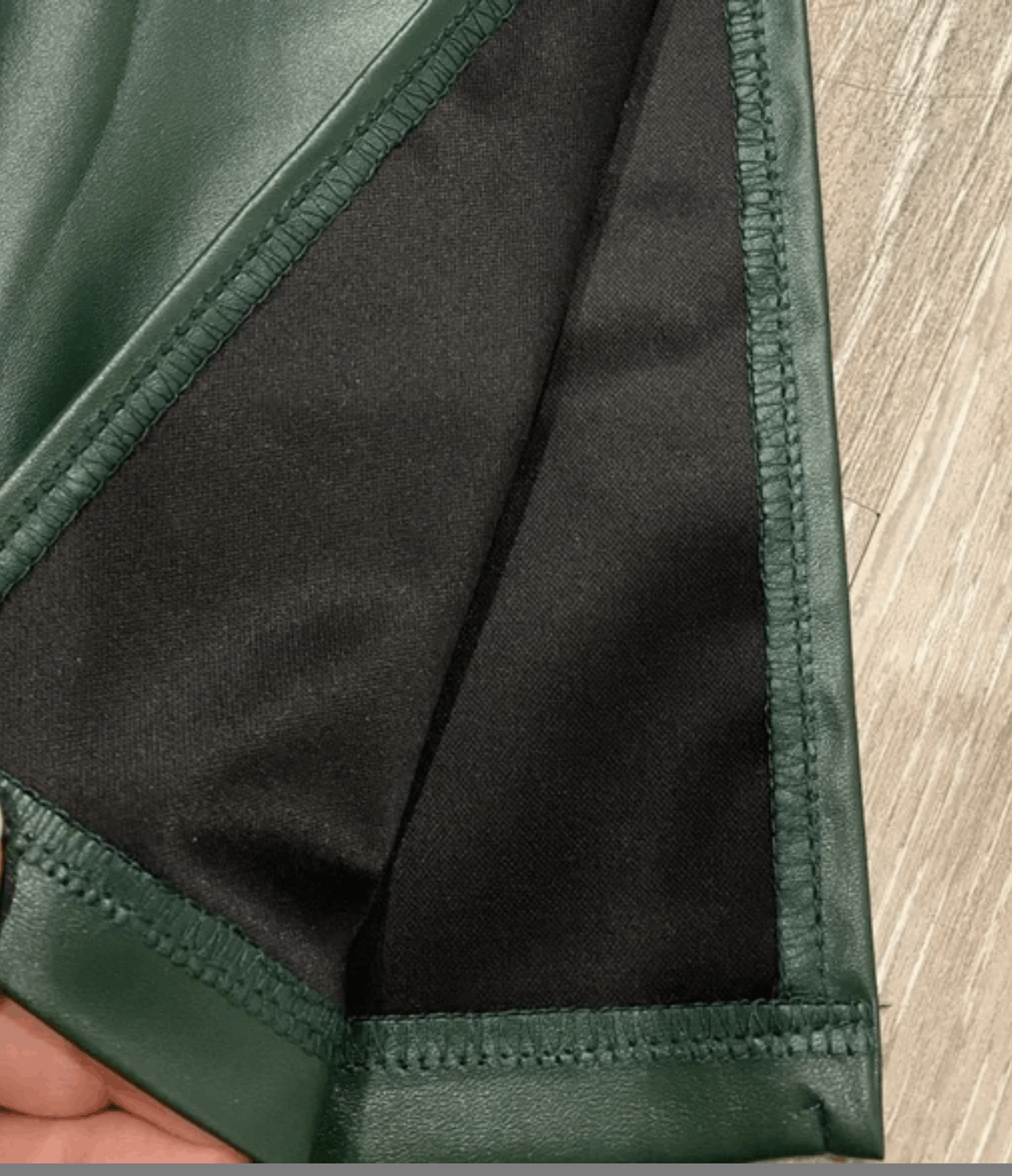Shein Dark Green Pleather Pants Size 30" / US 8 / IT 44 - 3 Thumbnail