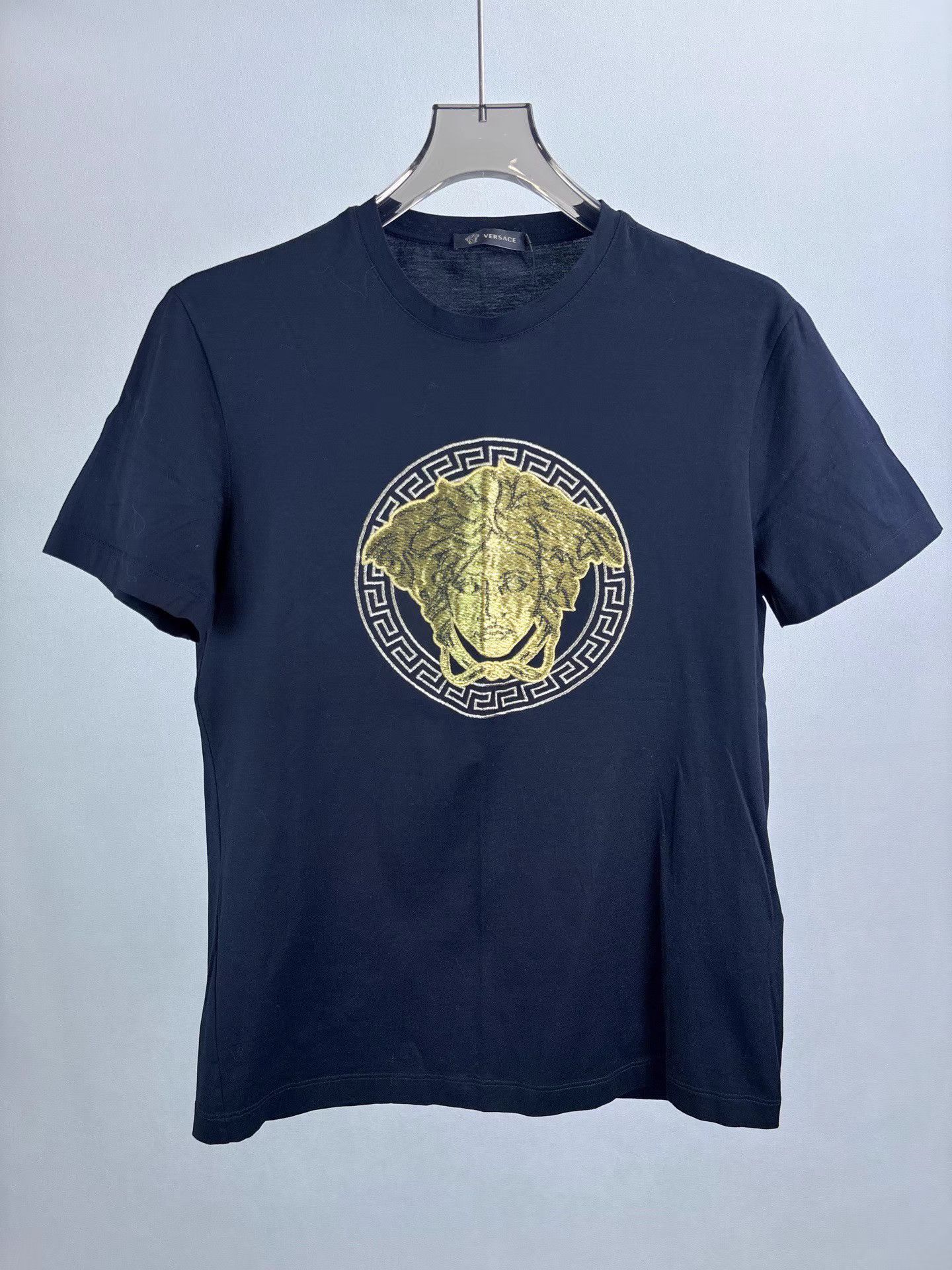 Versace VERSACE Medusa Embroidered Short Sleeve K1 Size US S / EU 44-46 / 1 - 1 Thumbnail