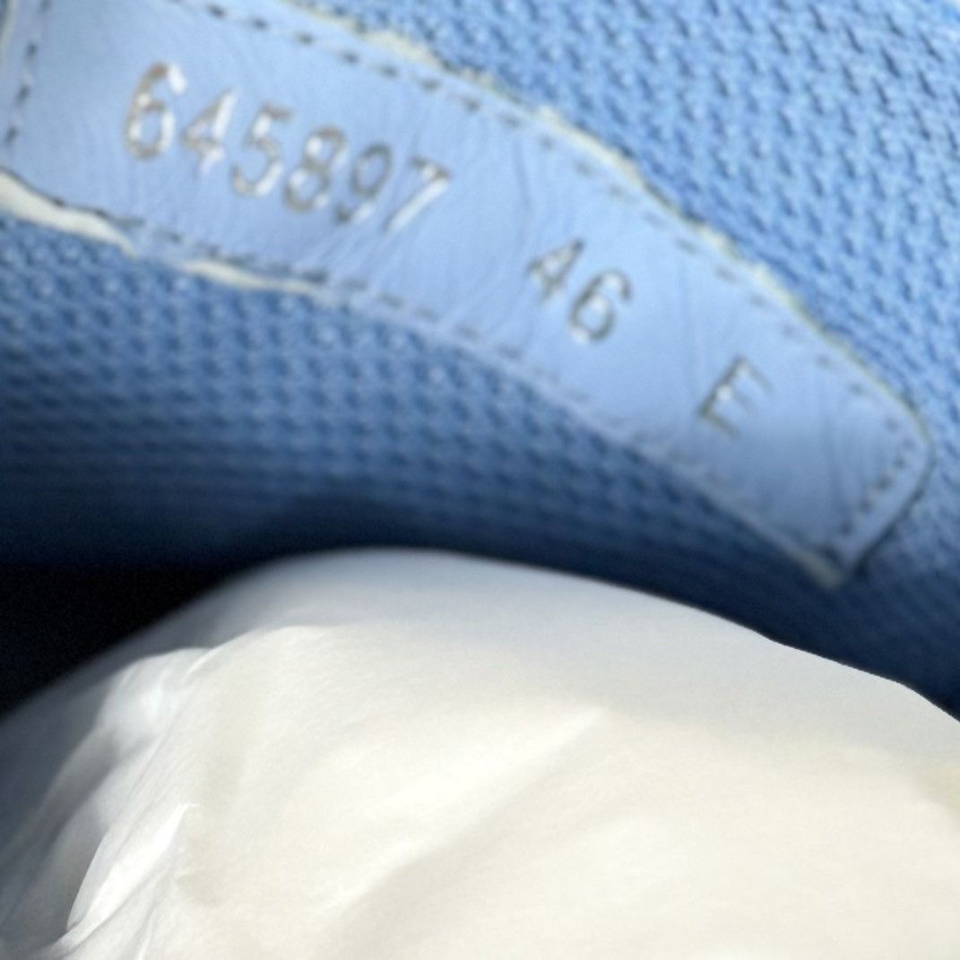 Alexander McQueen Alexander McQueen Oversized Sneaker Suede Powder Blue Size US 13 / EU 46 - 7 Thumbnail