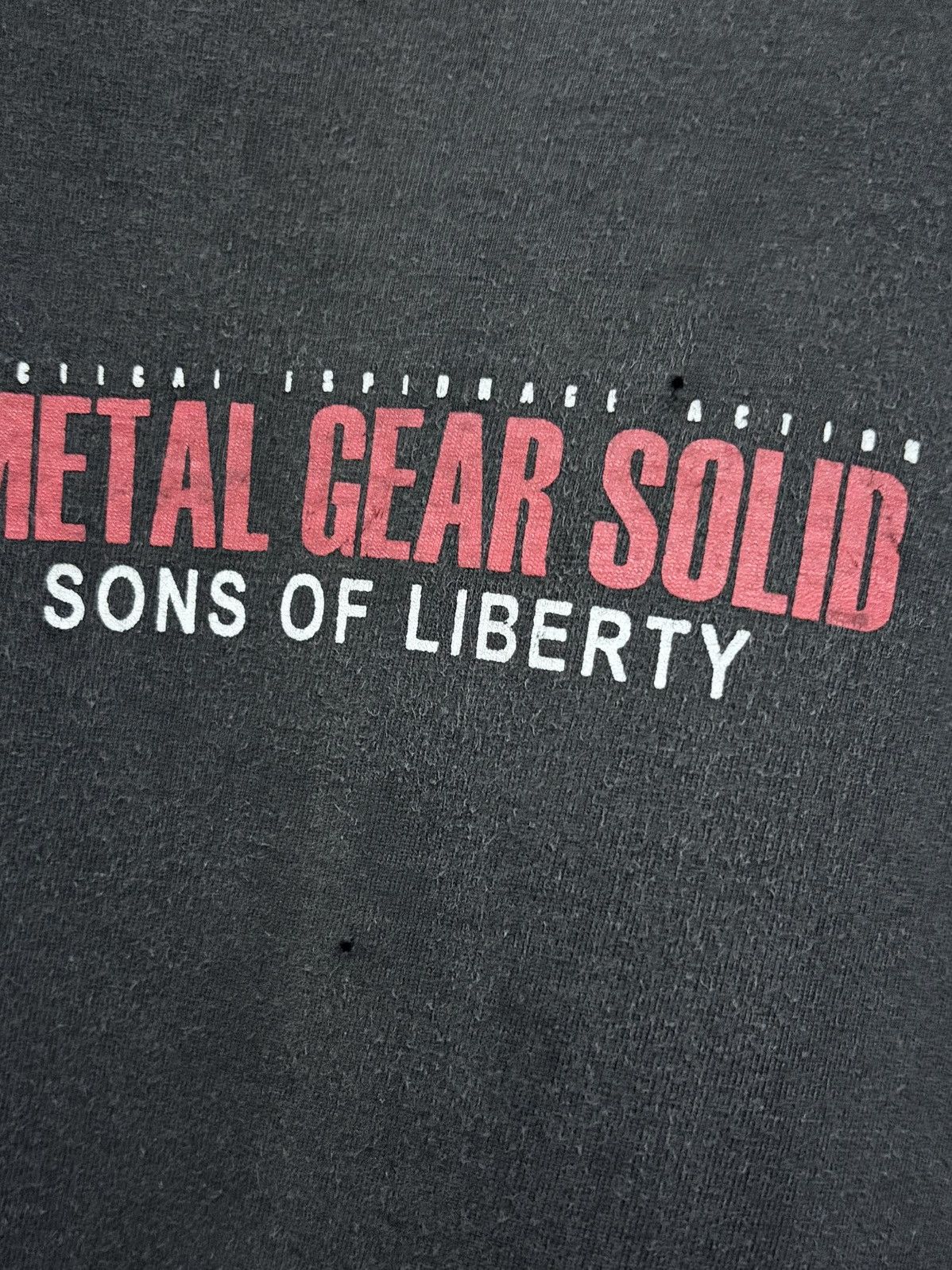 Vintage Vintage 90's Metal Gear Solid - Game Series ( RARE ) T-Shirt Size US M / EU 48-50 / 2 - 5 Thumbnail