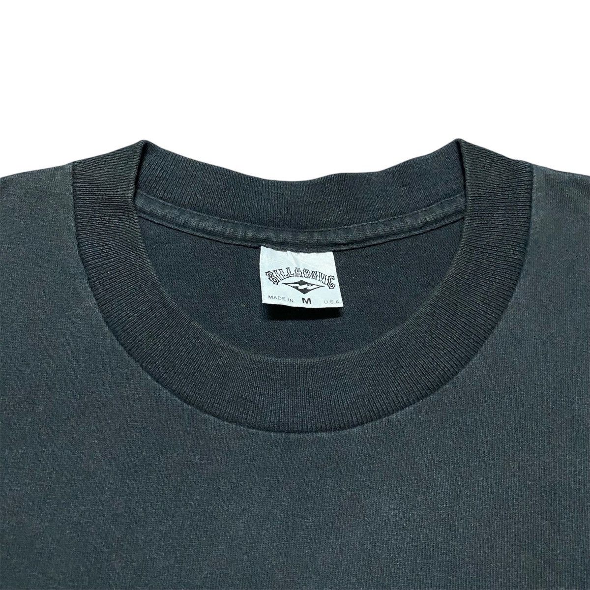 Billabong × Vintage Rare‼️🔥Vintage Surf Billabong Logo Glow In The Dark T-Shirt Size US M / EU 48-50 / 2 - 4 Thumbnail