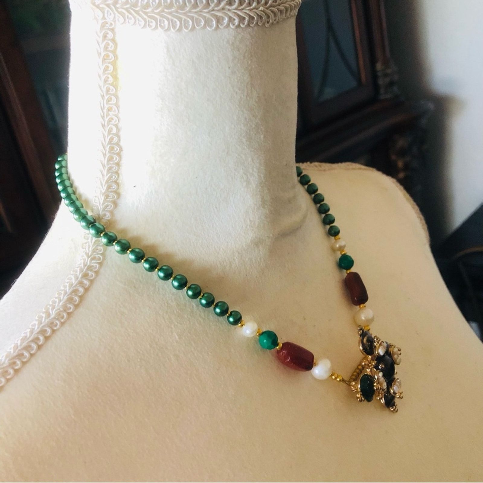 Handmade Handcrafted repurpose regal look Pearl necklace Size ONE SIZE - 3 Thumbnail
