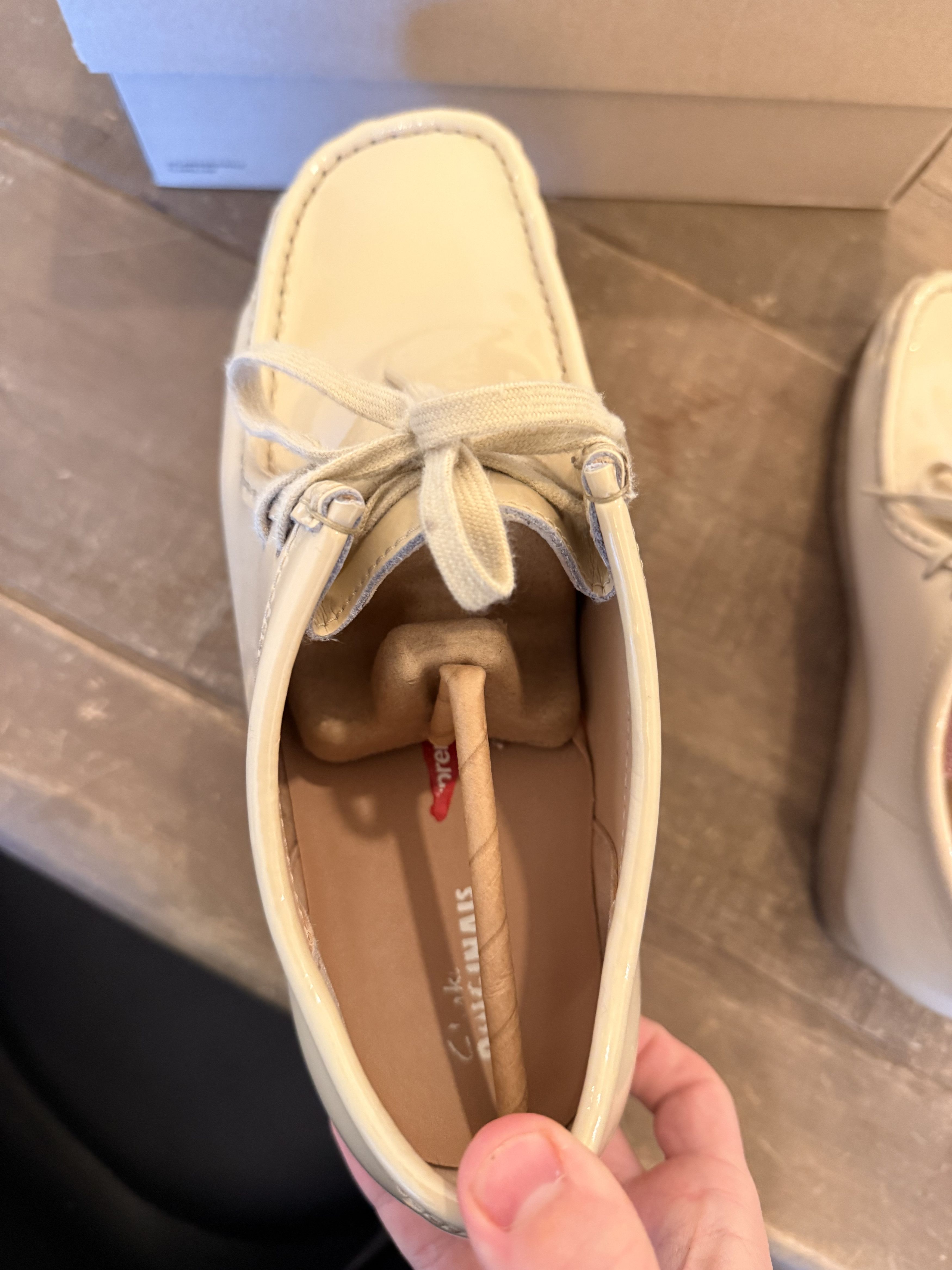 Clarks × Supreme Wallabee Size US 10 / EU 43 - 2 Thumbnail