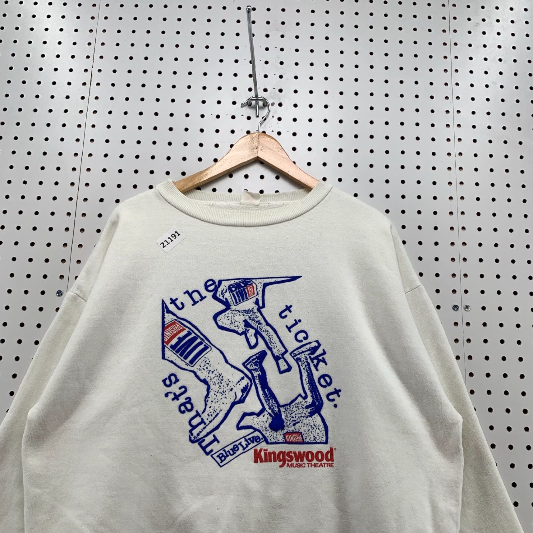 Vintage Vintage Kingswood Music Theater Crewneck Sweatshirt Adult XL White Music 90s Concert Pullover Size US XL / EU 56 / 4 - 6 Thumbnail