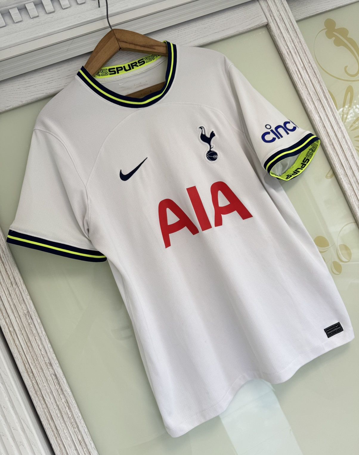 Nike Tottenham Hotspur 2022-2023 Home Soccer Jersey Football Kit Size US L / EU 52-54 / 3 - 4 Thumbnail