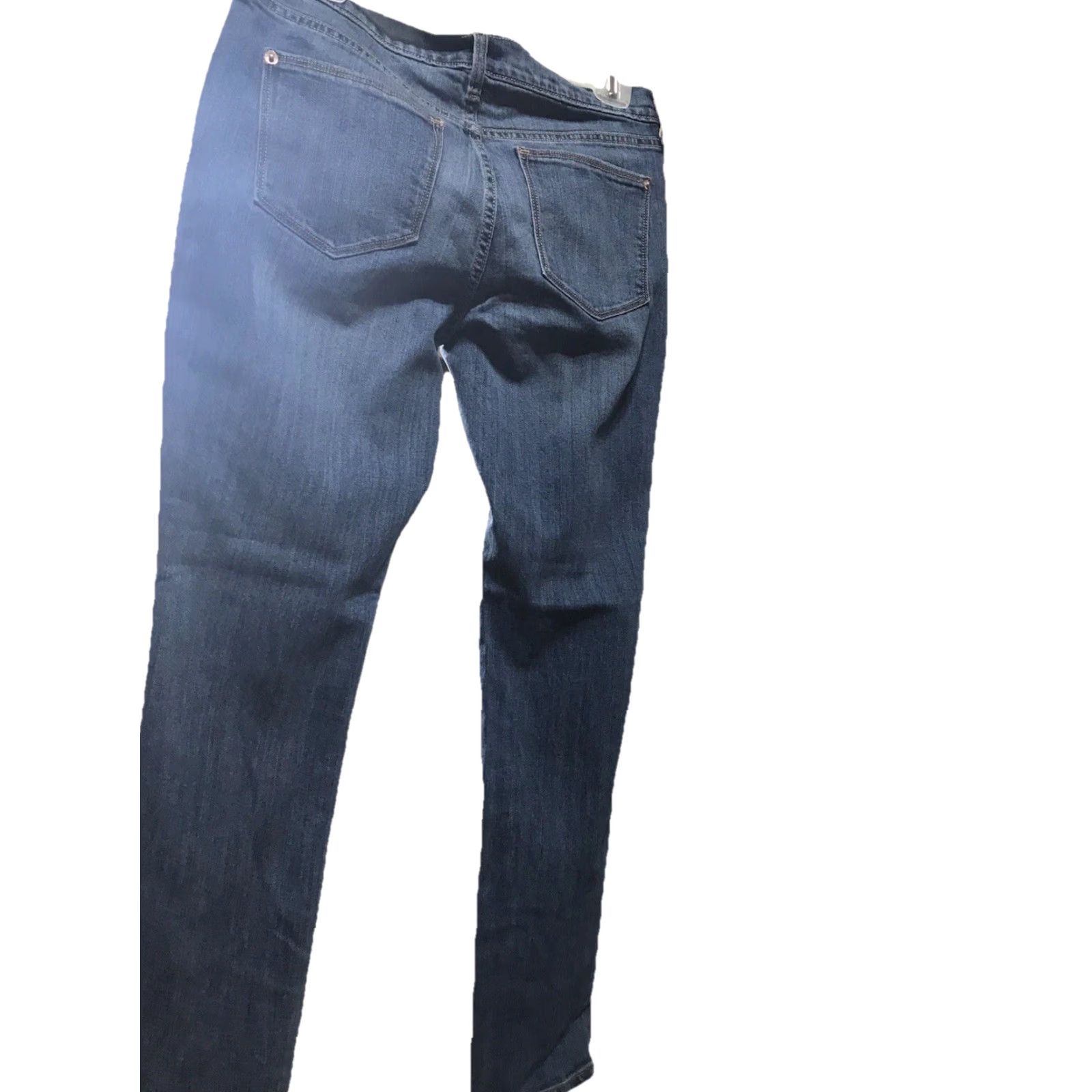 Old Navy OLD NAVY The Flirt Light Wash Tapered Leg Jeans Womens Size 8 Short Blue Size 30" / US 8 / IT 44 - 2 Thumbnail