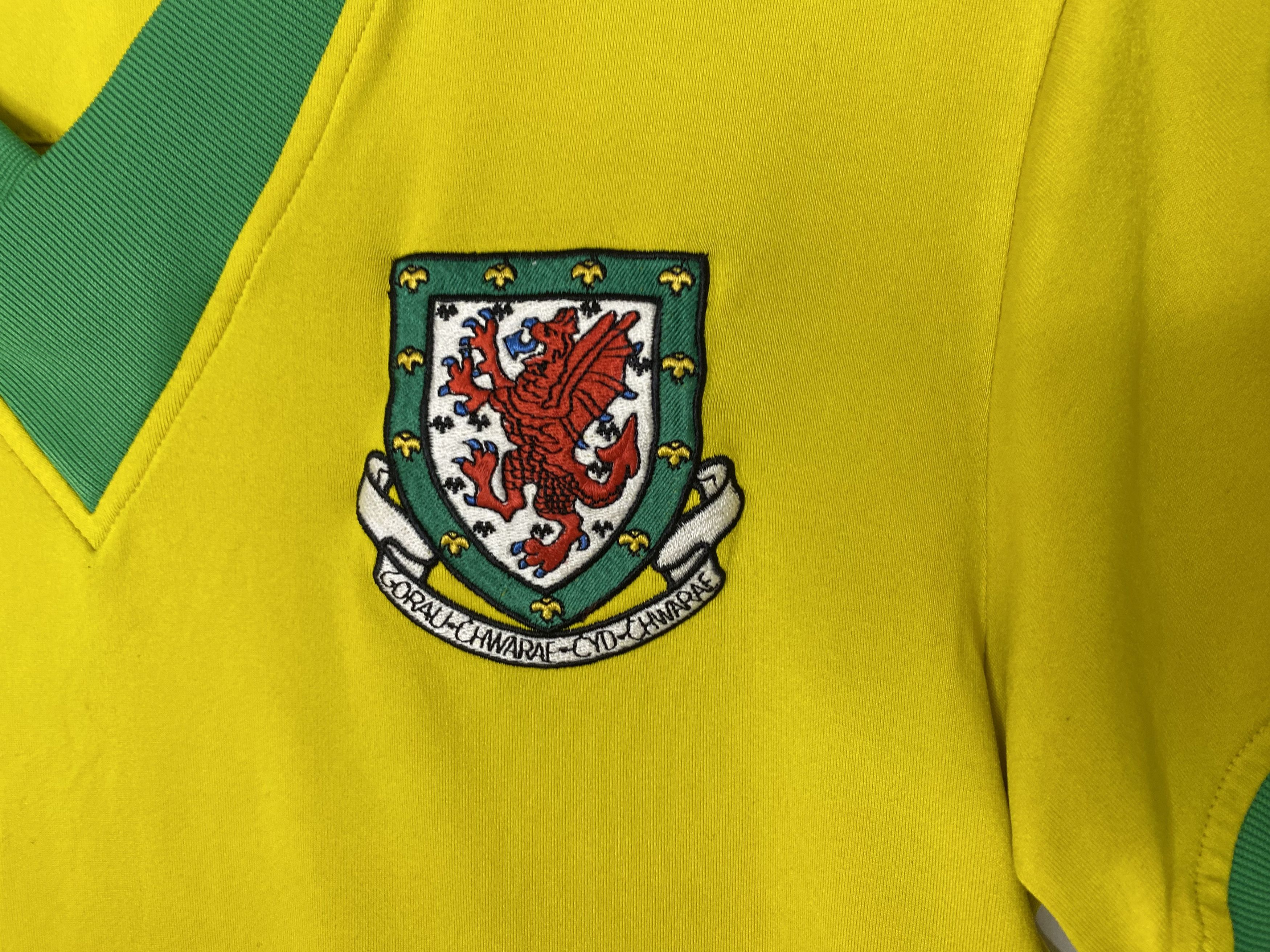 Kappa WALES TEAM 2006 2007 AWAY FOOTBALL SHIRT SOCCER JERSEY Size US S / EU 44-46 / 1 - 3 Thumbnail
