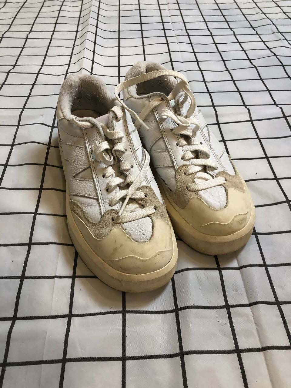 New Balance New Balance White Women Trainers Size US 5.5 / IT 35.5 - 1 Thumbnail