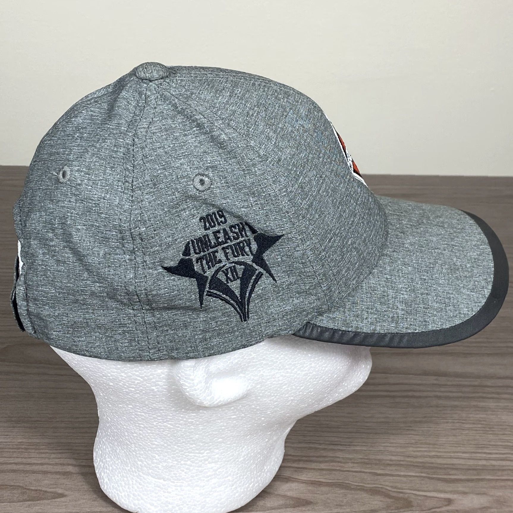 Vintage INTERNATIONAL TRUCKS OGIO Gray Snapback Hat/Cap 2019 UNLEASH THE FURY XII Mens Adjustable Black Baseball Cap Hat Size ONE SIZE - 4 Thumbnail