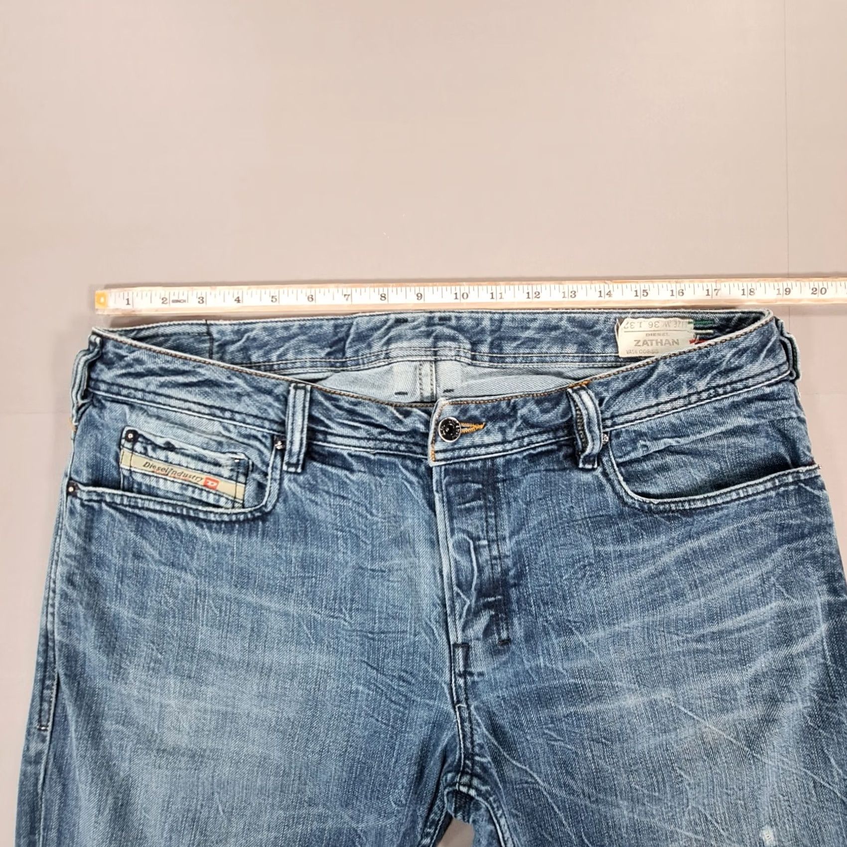 Diesel Diesel Zathan Jeans Mens Regular Bootcut Denim Distressed 5-Pocket W36 L28 Blue 100% Cotton Button Fly Vintage No N/A Size US 36 / EU 52 - 6 Thumbnail