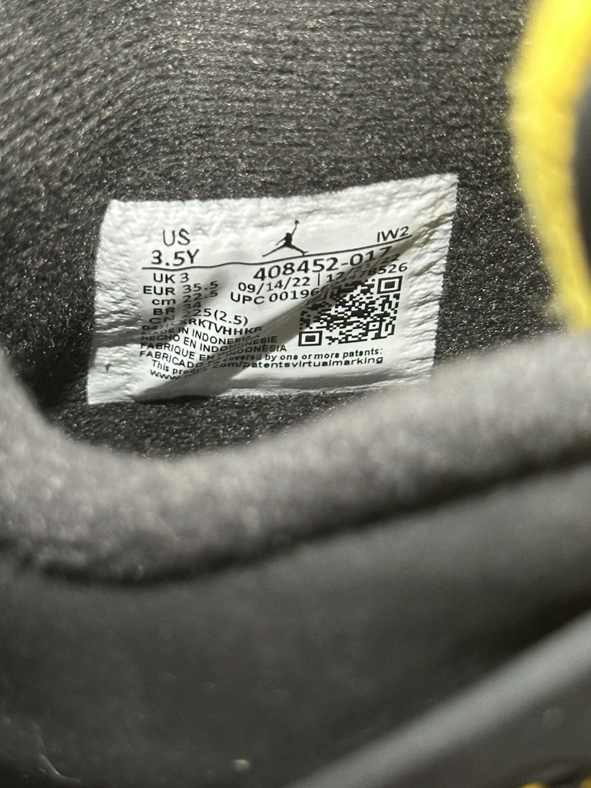 Jordan Brand Air Jordan 4 Retro GS ‘Thunder’ 2023 Size US 5 / IT 35 - 6 Thumbnail
