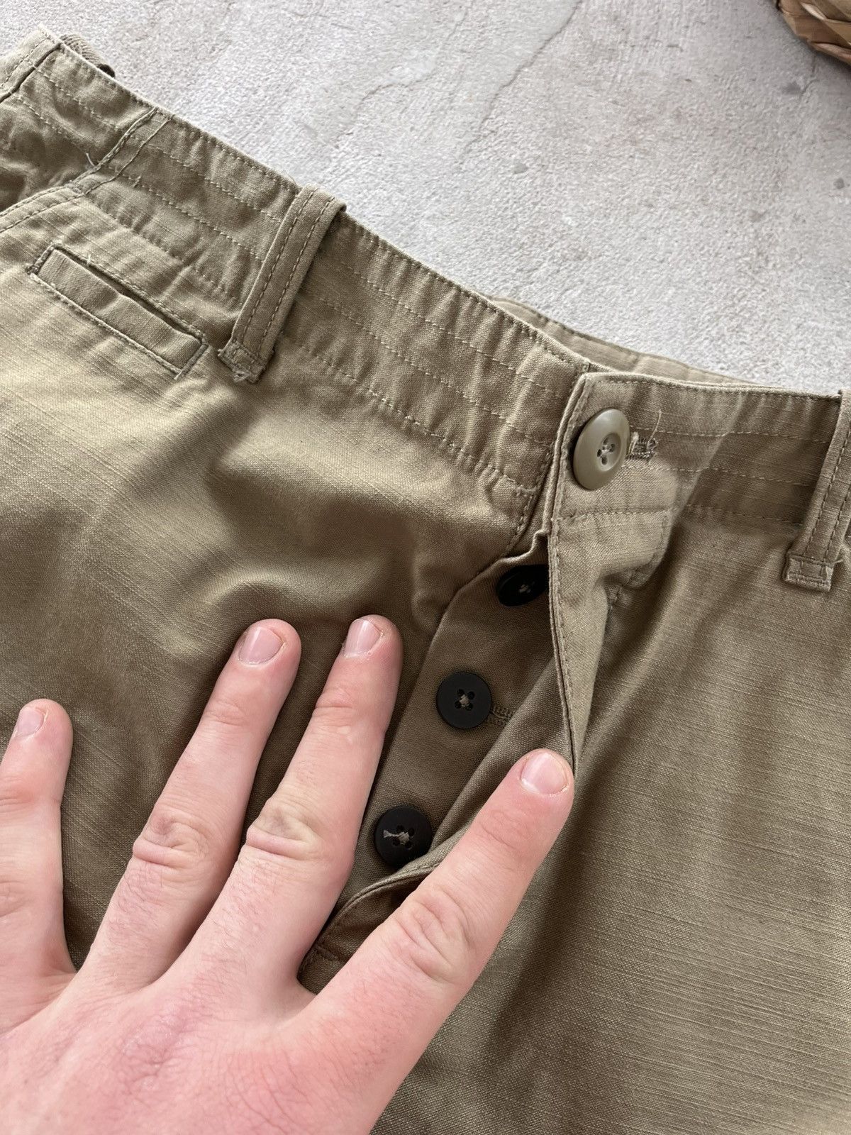 Allsaints Vintage AllSaints Green Military Avantgarde Y2K Cargo Shorts Size US 31 - 11 Thumbnail