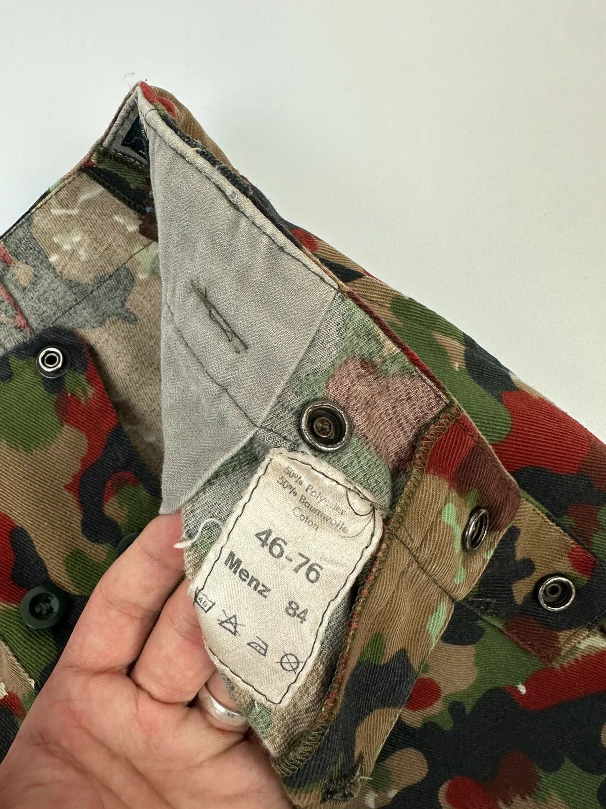 Dolce & Gabbana Dolce & Gabbana 90’s Sample Military Camo Cargo Pants Size US 31 - 16 Thumbnail