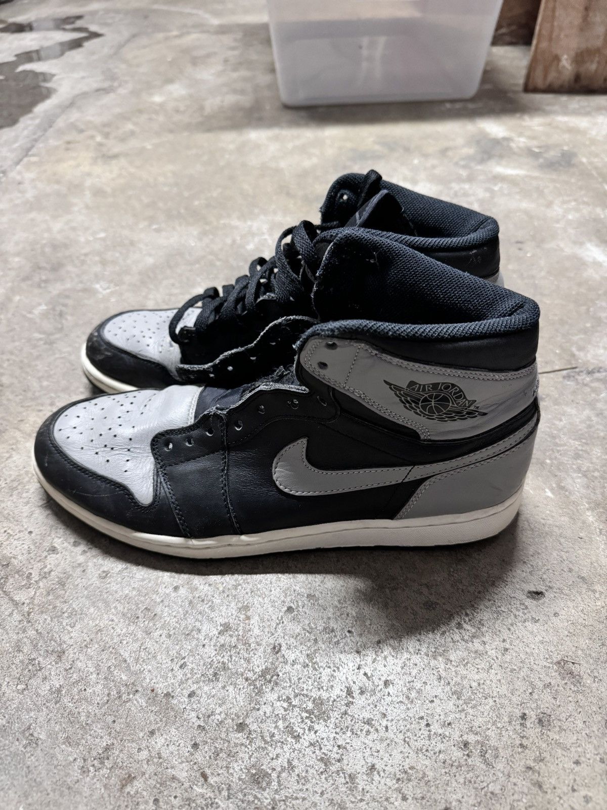 Jordan Brand × Nike Nike Air Jordan 1’s Shadow (2013) Size US 10 / EU 43 - 4 Thumbnail