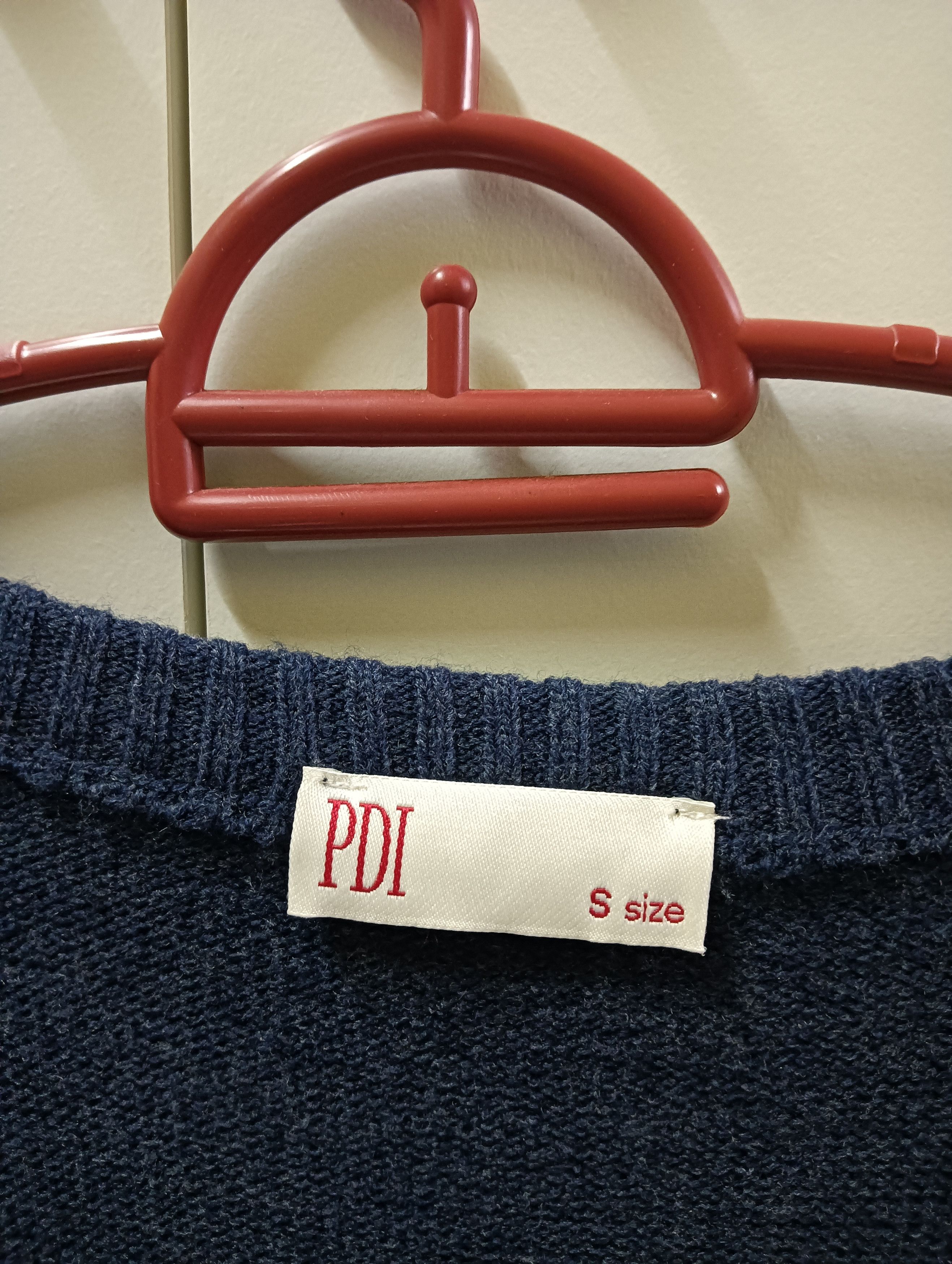 The Unbranded Brand VINTAGE NAVY CABLE KNIT SWEATER- PDI Size US S / EU 44-46 / 1 - 5 Thumbnail