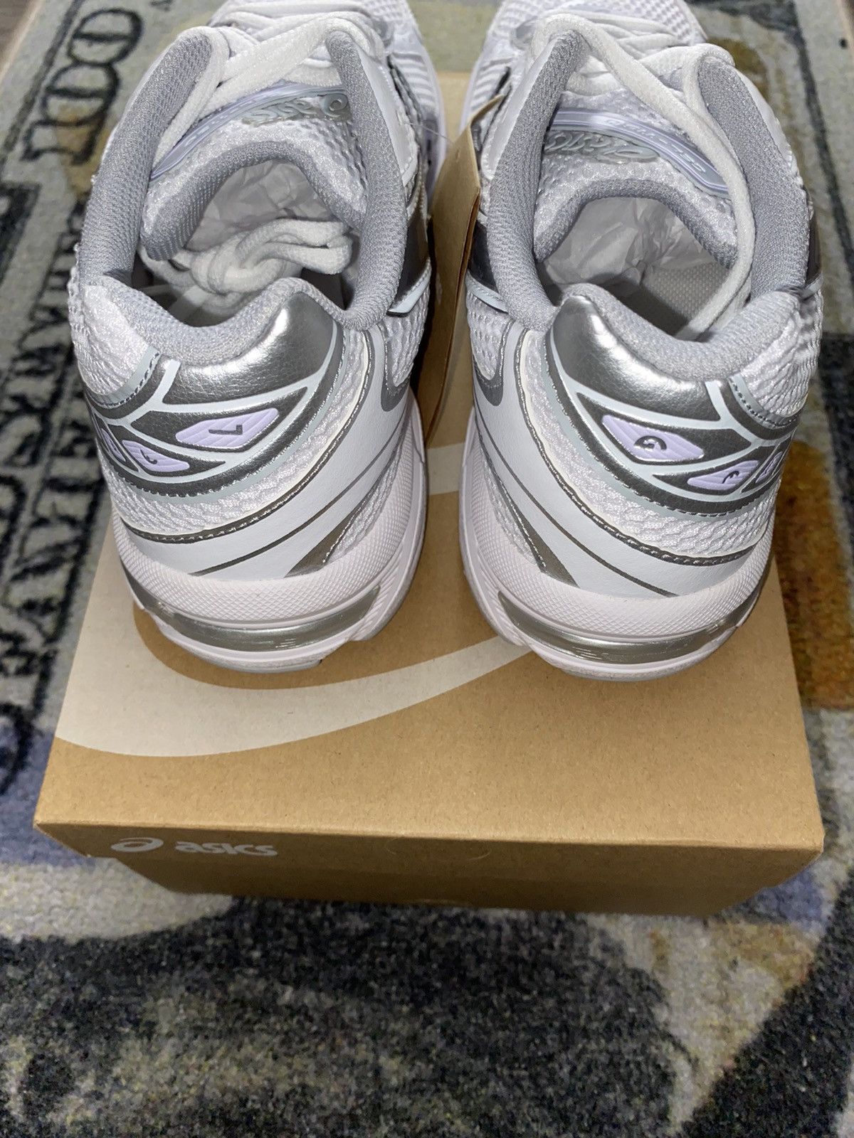 Asics ASICS Gel-1130 White Carrier Grey Lilac (6 Mens) Size US 7.5 / IT 37.5 - 4 Thumbnail
