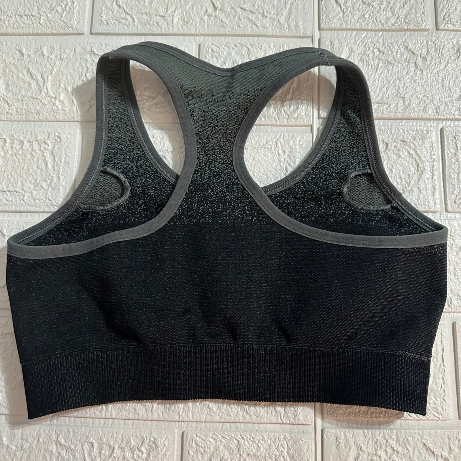 Gymshark Gymshark sports bra Size S / US 4 / IT 40 - 2 Thumbnail