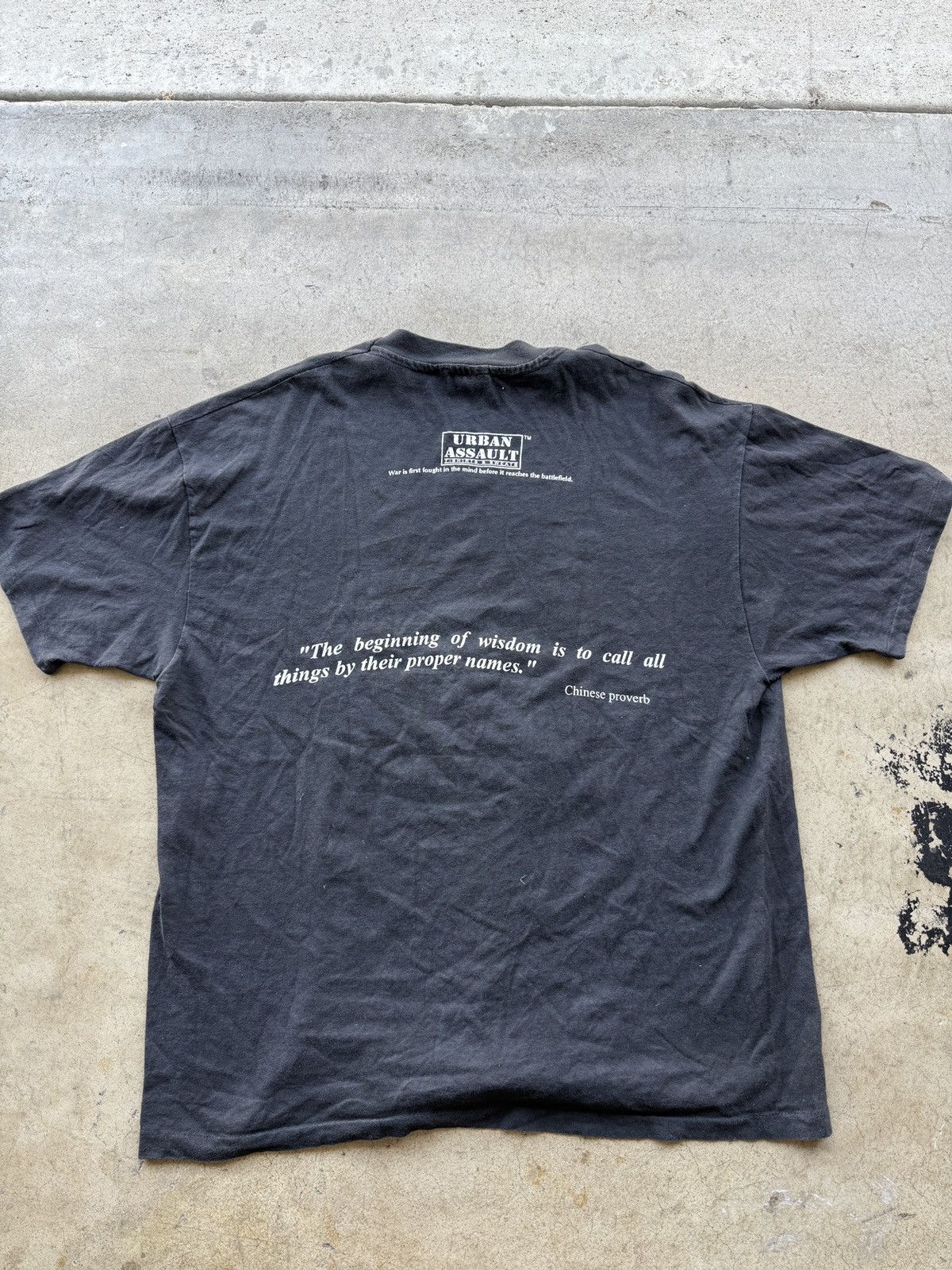 Vintage vintage 90s black man tee Size US XL / EU 56 / 4 - 5 Thumbnail