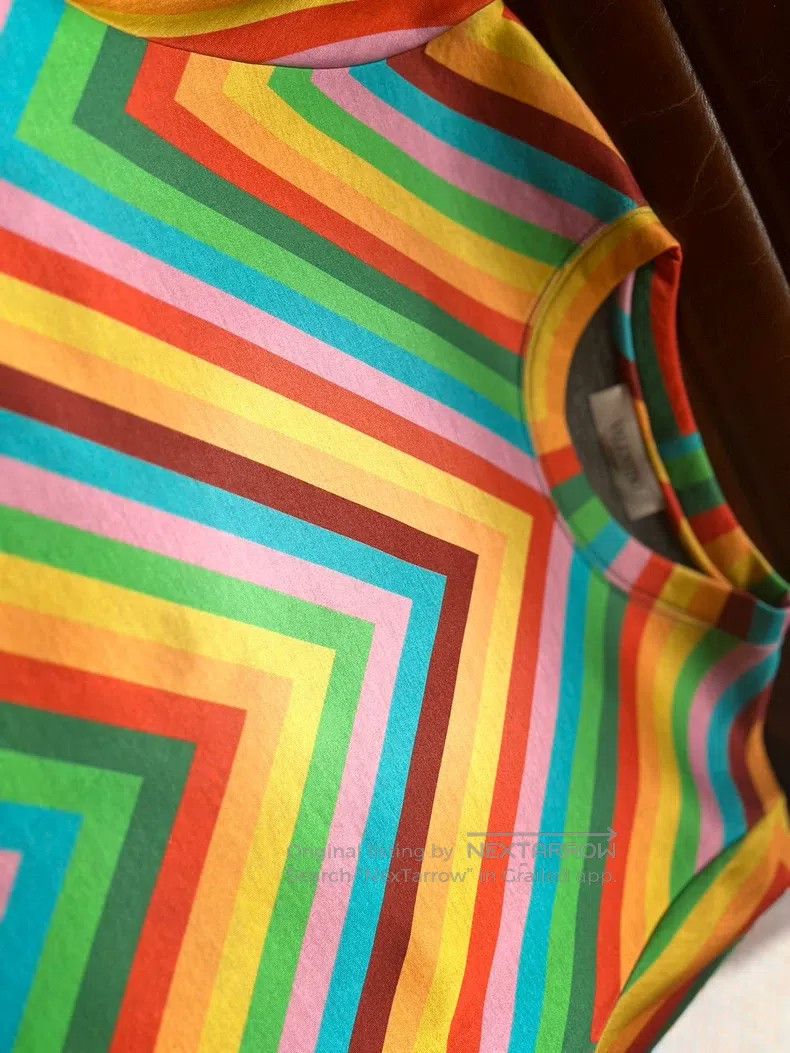 Valentino Valentino T-shirt Size S / US 4 / IT 40 - 1 Thumbnail