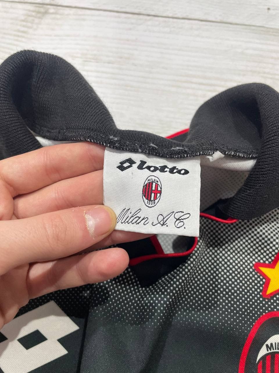 Lotto Sport Lotto AC Milan 1995 1996 Training Shirt Soccer Jersey Size US XL / EU 56 / 4 - 11 Thumbnail