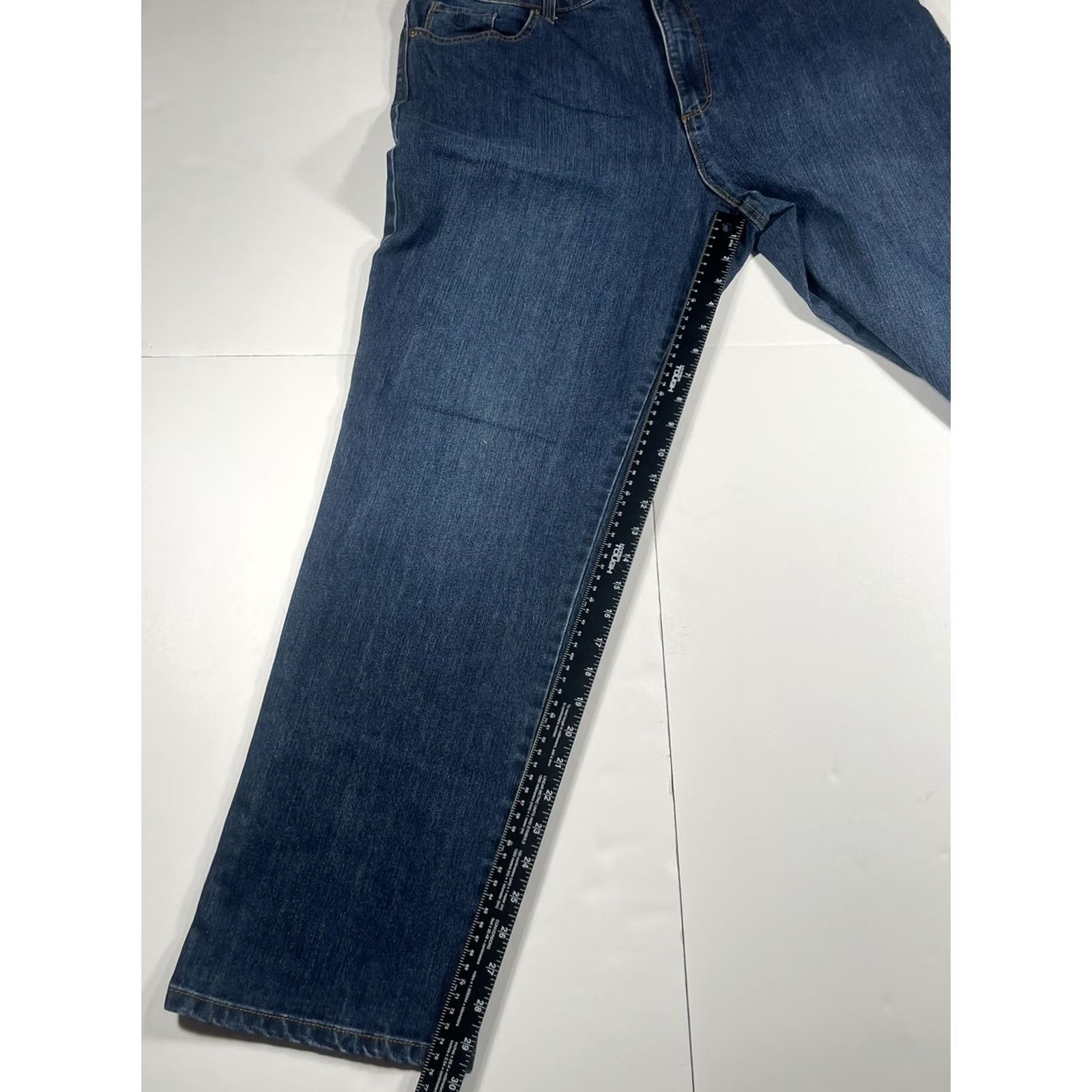 Gloria Vanderbilt Gloria Vanderbilt Amanda Jeans Women's Plus Size Blue Denim Size 18 Size 40" / US 18 - 5 Thumbnail