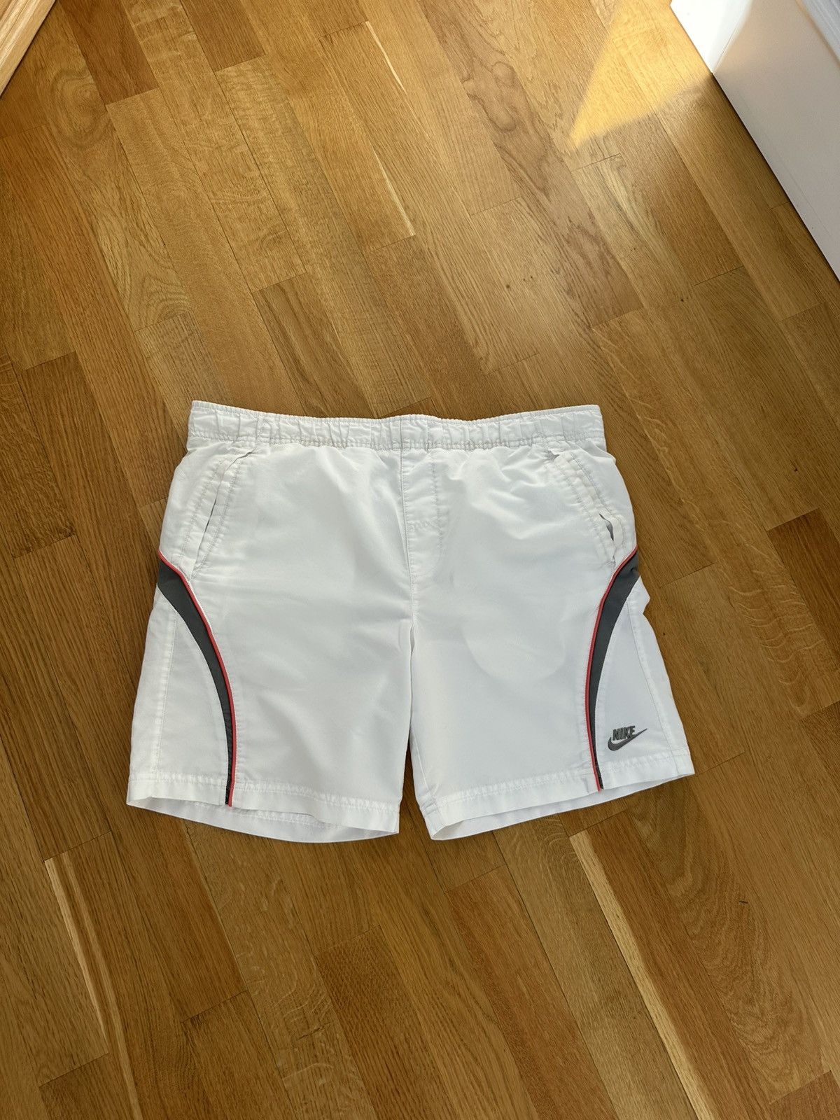 Nike Vintage Nike Shorts Logo M Size White Sportswear Size US 33 - 3 Thumbnail