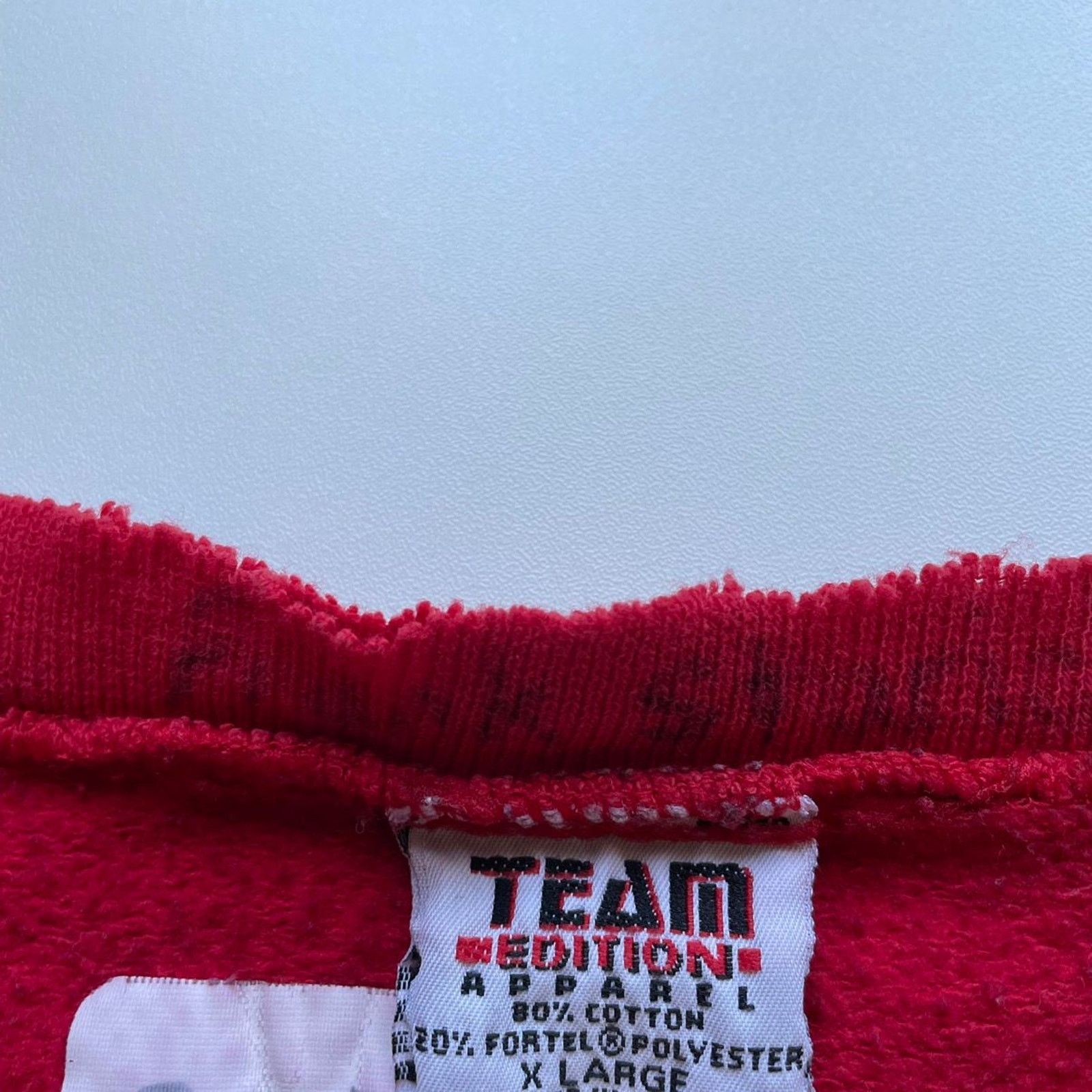 NCAA Vintage 90s University Of Wisconsin Badgers NCAA Crewneck XL Size US XL / EU 56 / 4 - 3 Thumbnail