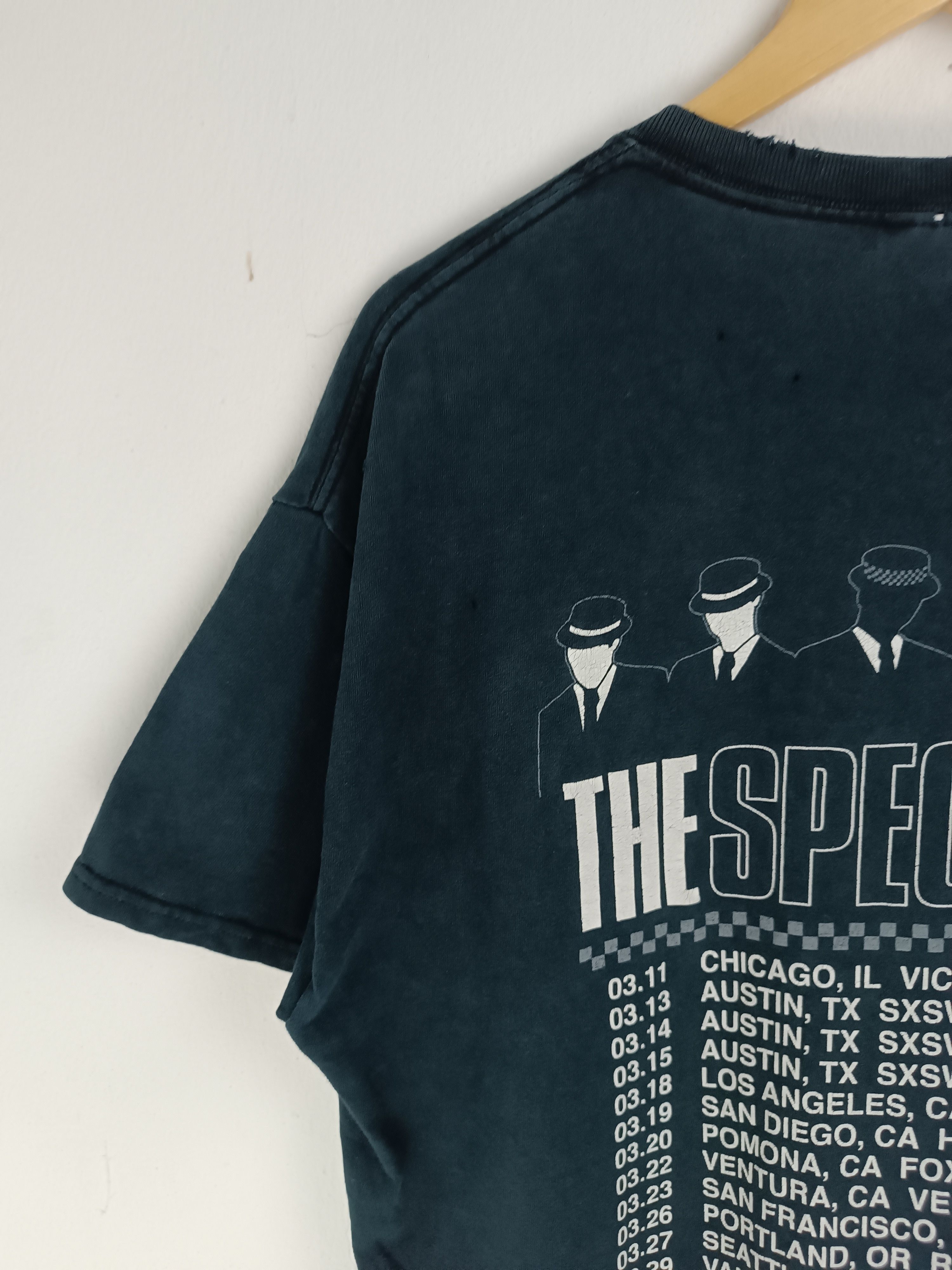 Vintage THRASH FADED VINTAGE '13 THE SPECIALS TOUR TEE SKA RANCID Size US M / EU 48-50 / 2 - 12 Thumbnail