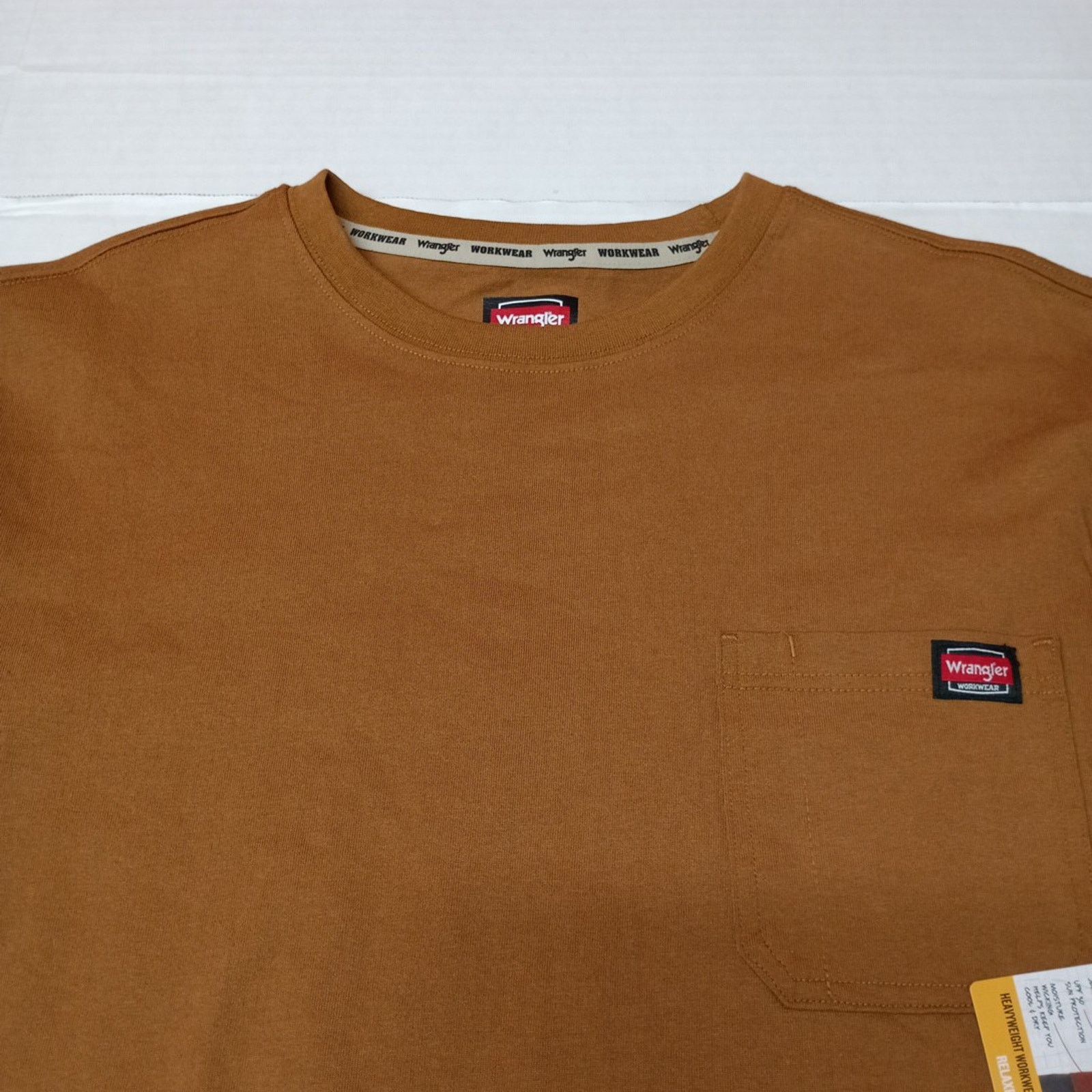 Wrangler Wrangler Pen Pocket Tee Men's XL (46-48) Brown Relaxed Fit Size US XL / EU 56 / 4 - 3 Thumbnail