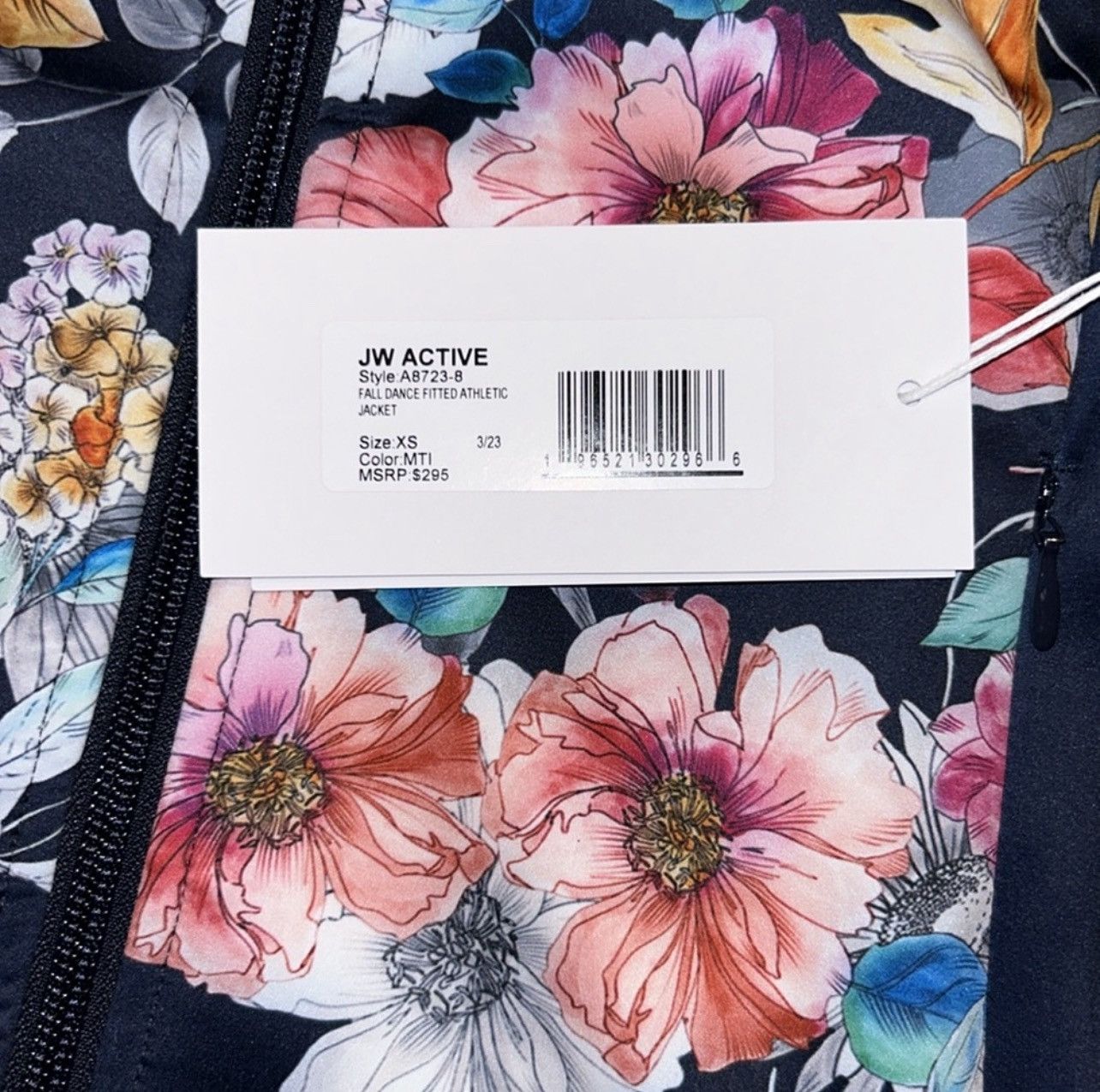 Johnny Was JOHNNY WAS ACTIVE FALL DANCE FITTED ATHLETIC Floral JACKET Size XS / US 0-2 / IT 36-38 - 4 Thumbnail